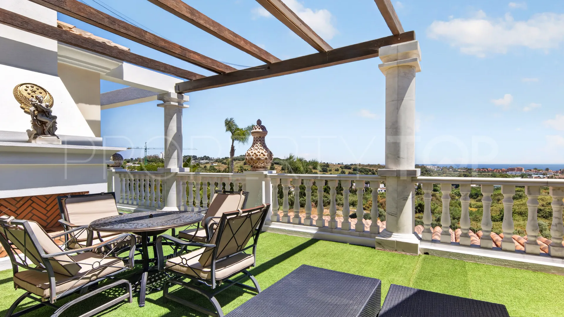 Villa en venta en Los Flamingos con 7 dormitorios