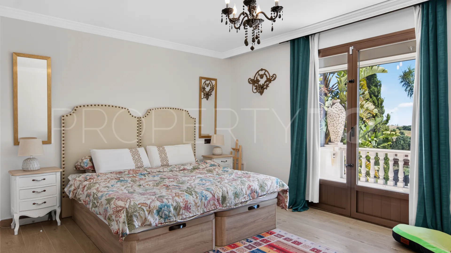 Villa en venta en Los Flamingos con 7 dormitorios