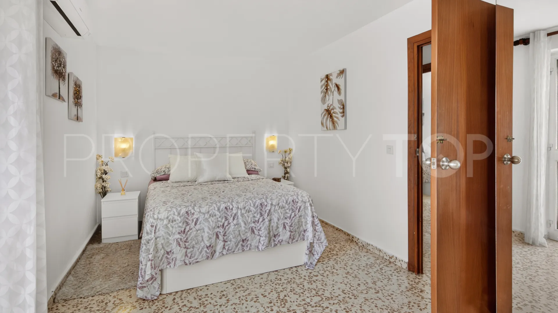 Estepona Casco Antiguo, adosado con 2 dormitorios en venta