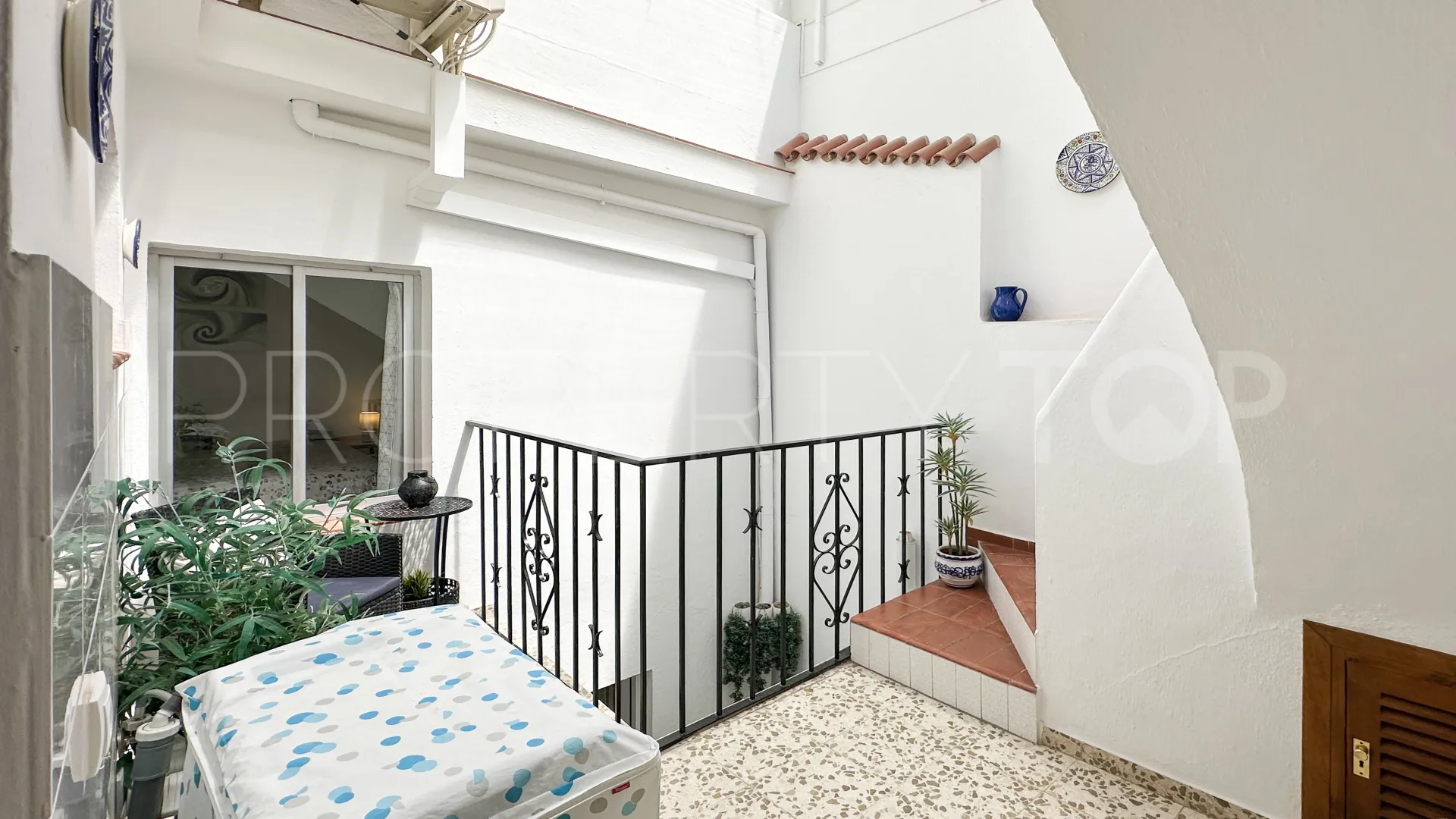 Estepona Casco Antiguo, adosado con 2 dormitorios en venta