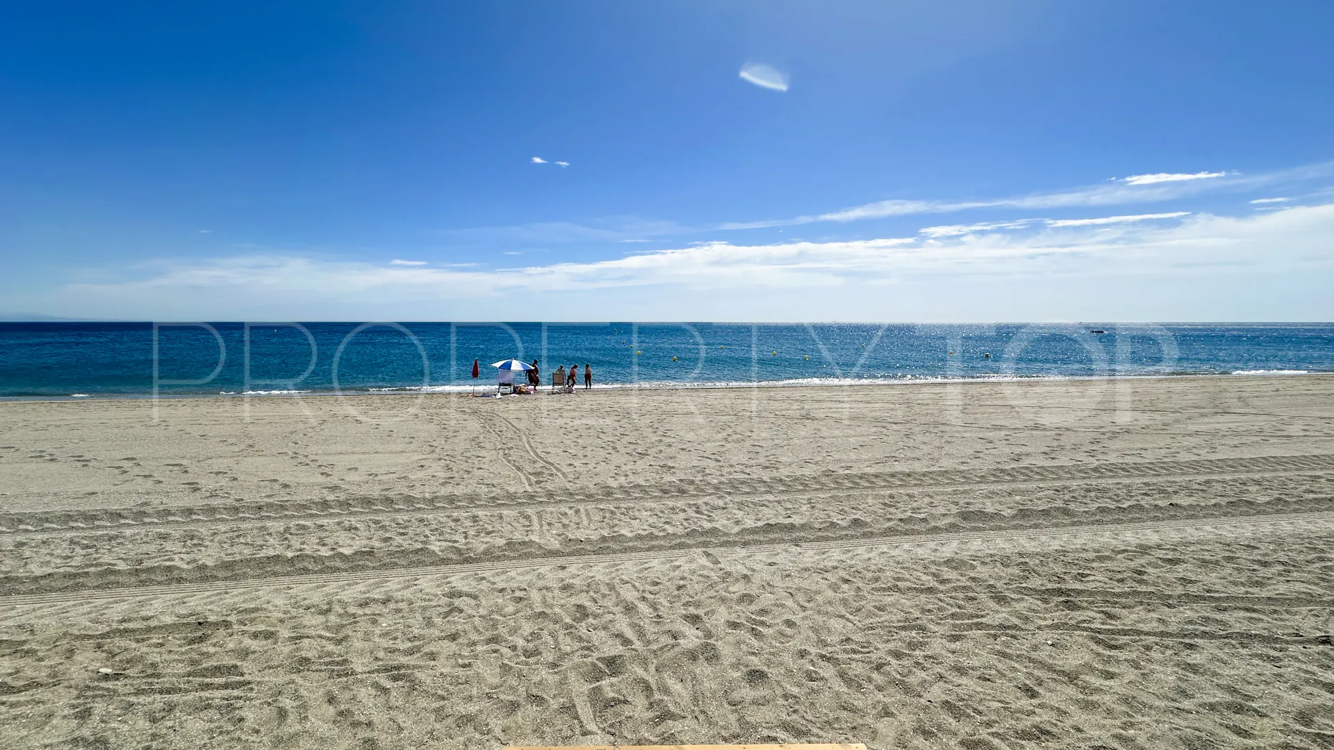 Villa en venta con 9 dormitorios en Jardin Tropical