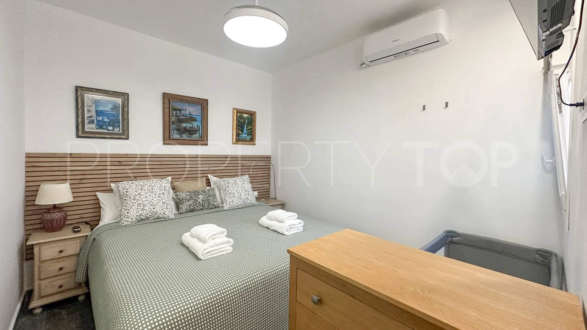 Villa en venta con 9 dormitorios en Jardin Tropical