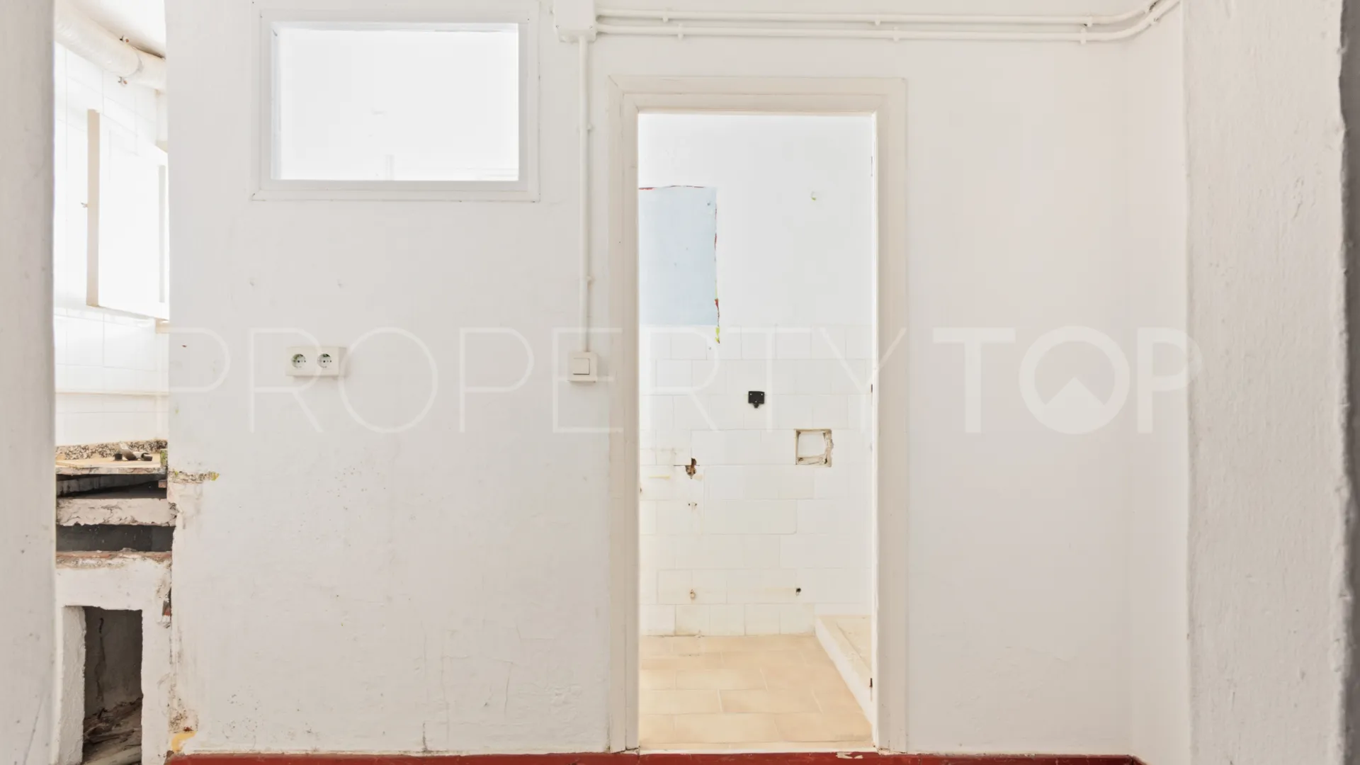 For sale Estepona Old Town 9 bedrooms town house