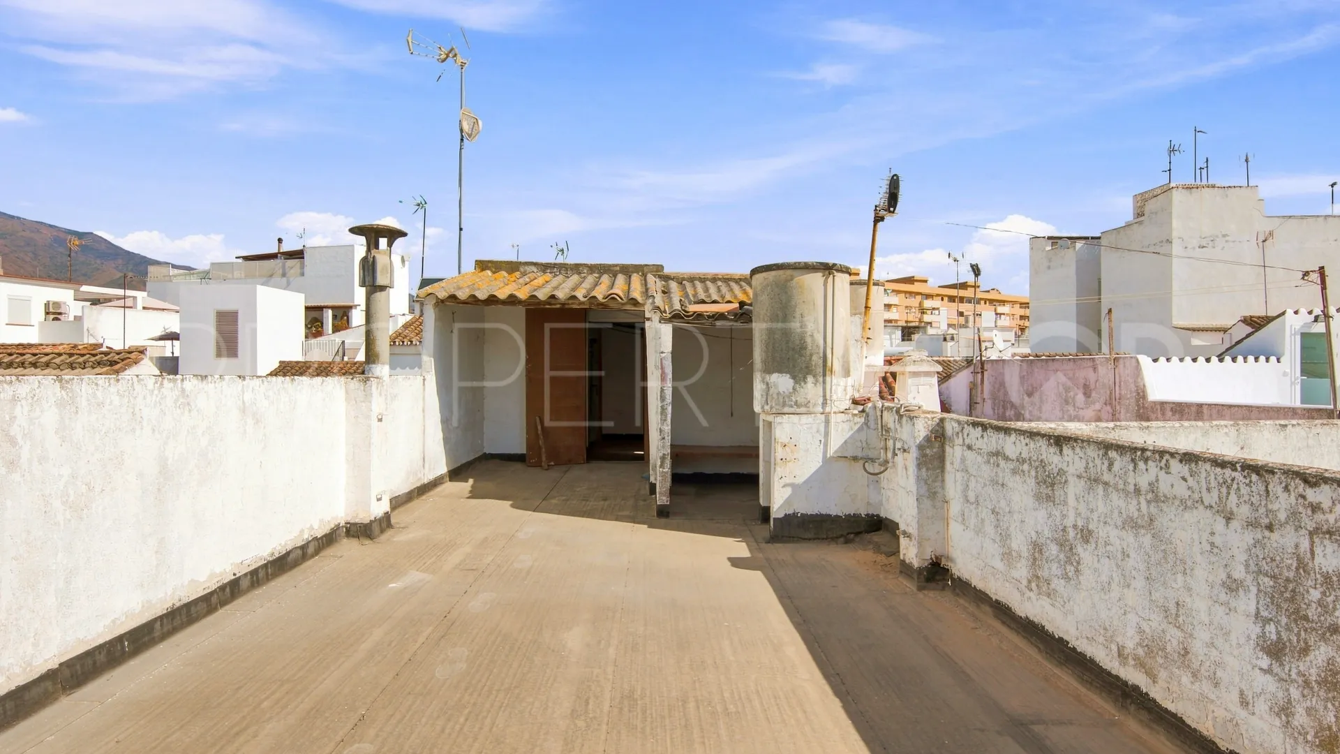 For sale Estepona Old Town 9 bedrooms town house