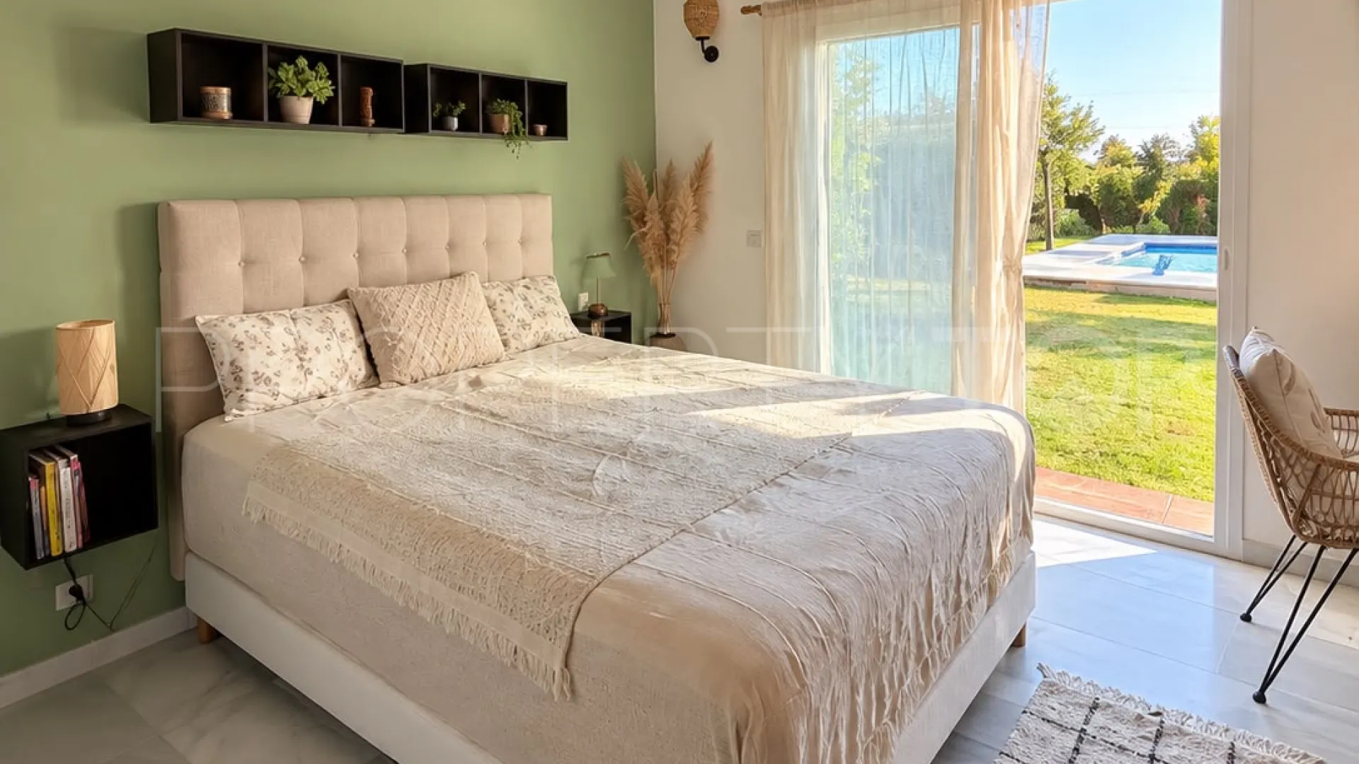 La Alberdina villa for sale