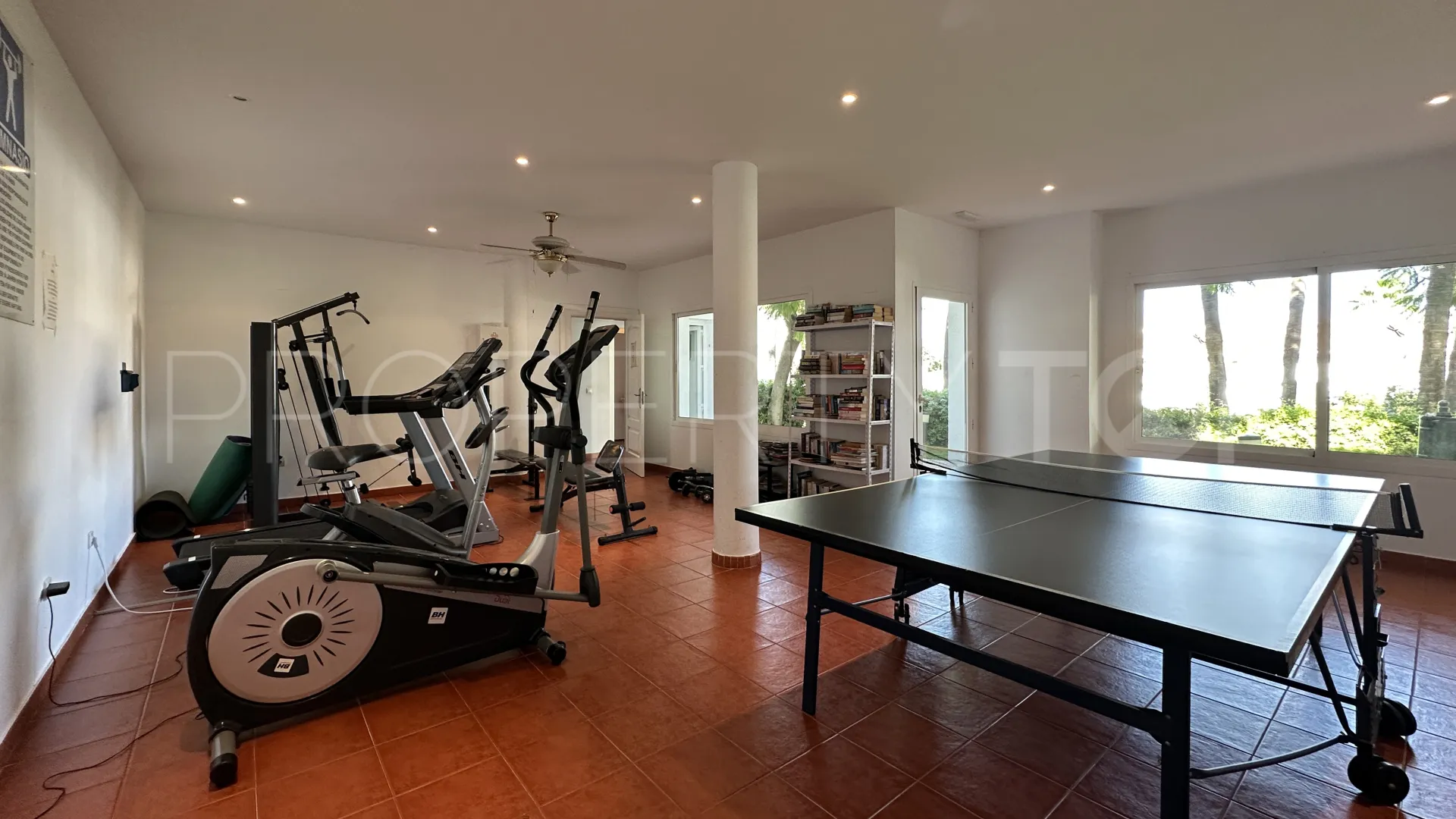 Apartamento en venta en Selwo Hills con 3 dormitorios