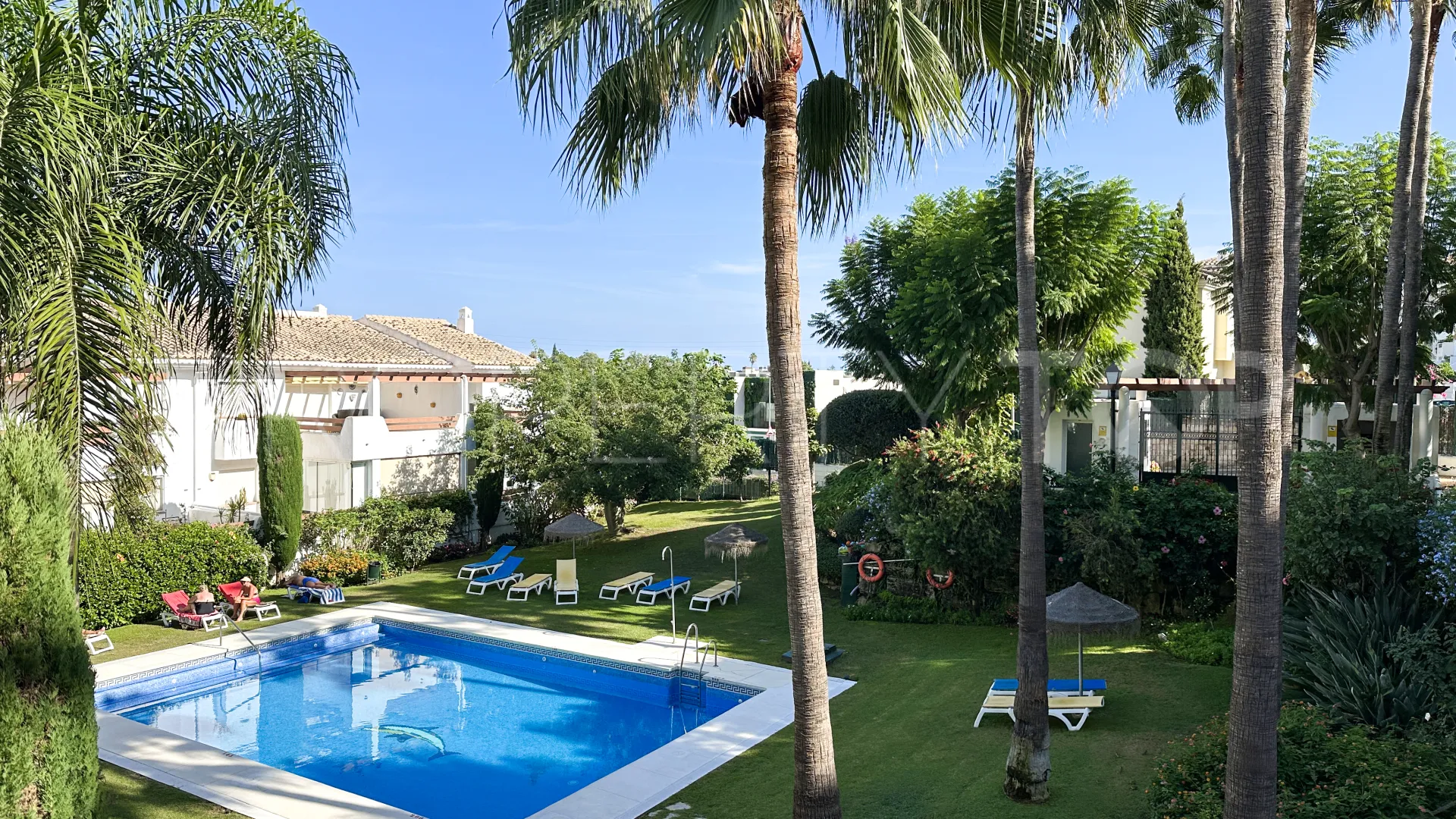 Apartamento en venta en Selwo Hills con 3 dormitorios