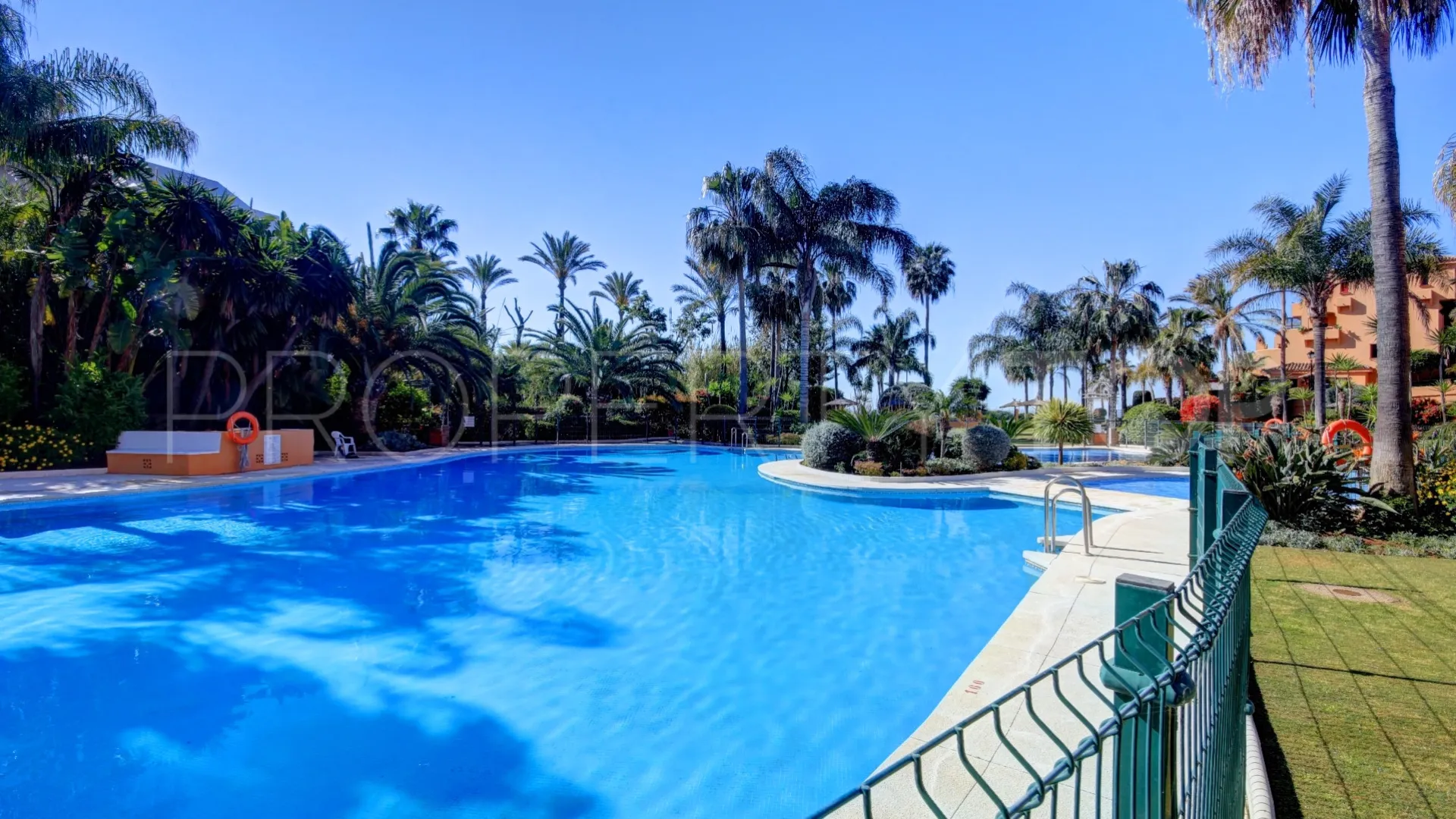 Apartamento a la venta con 2 dormitorios en Riviera Andaluza