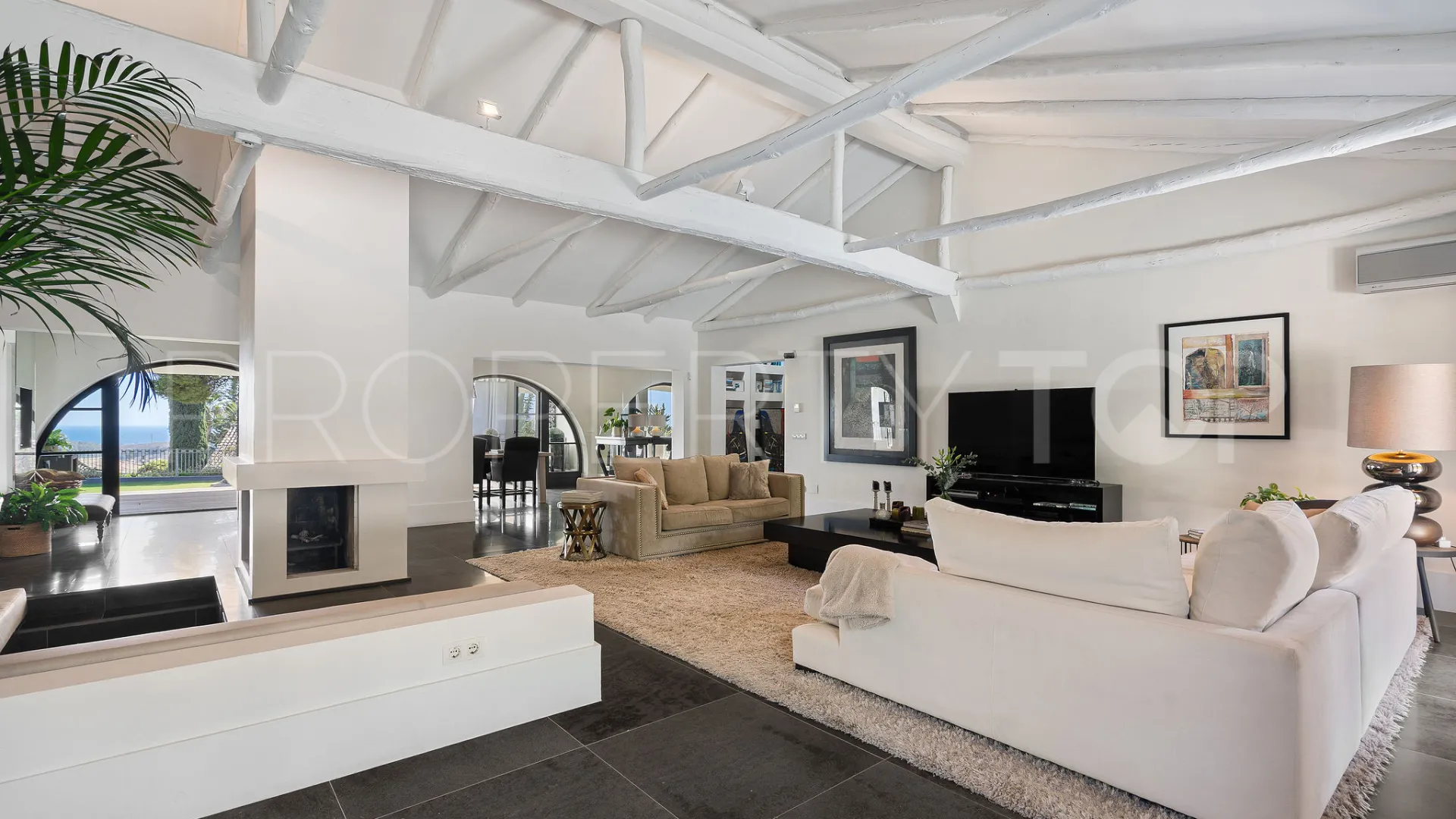 Paraiso Alto villa for sale