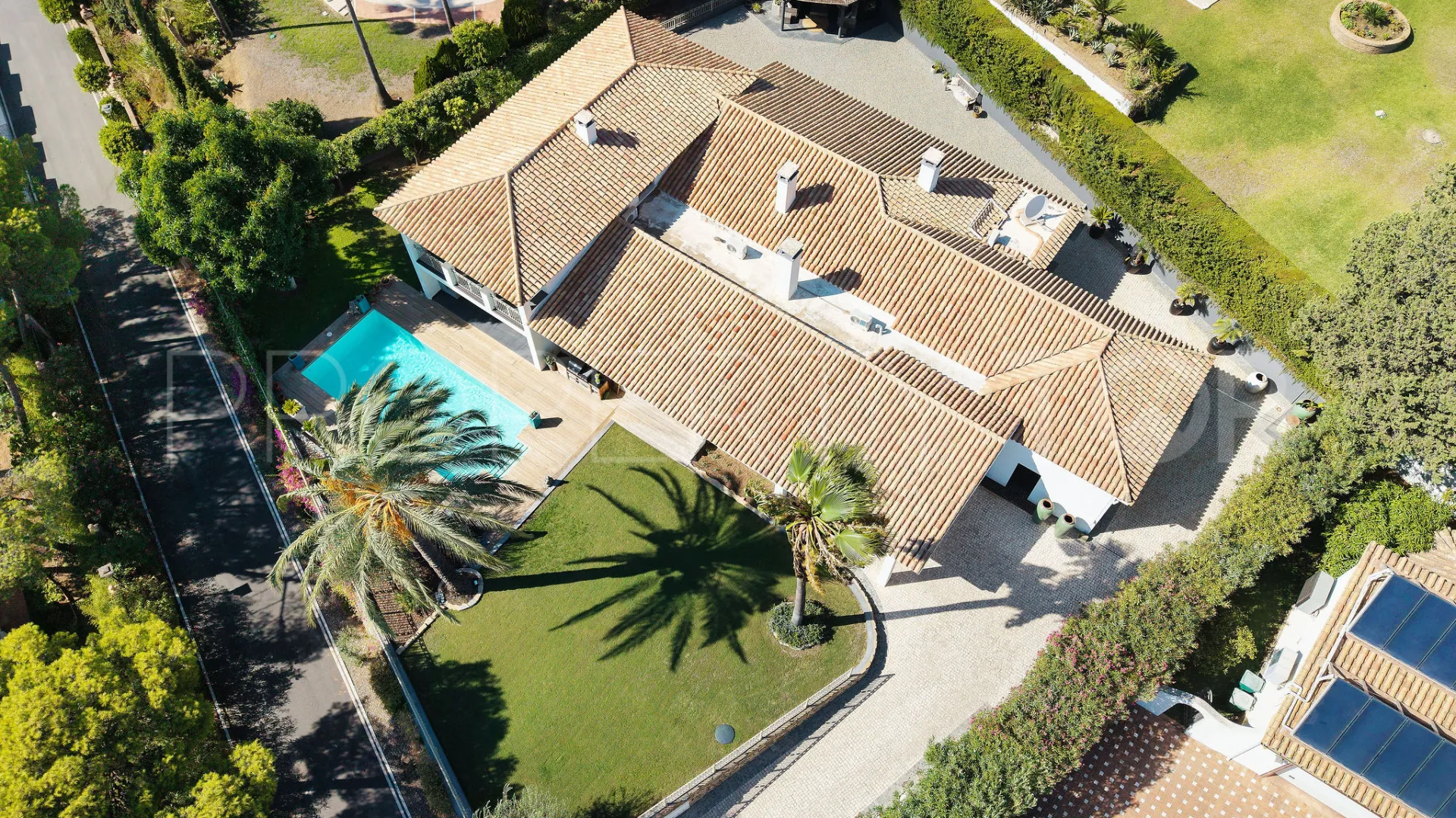 Paraiso Alto villa for sale