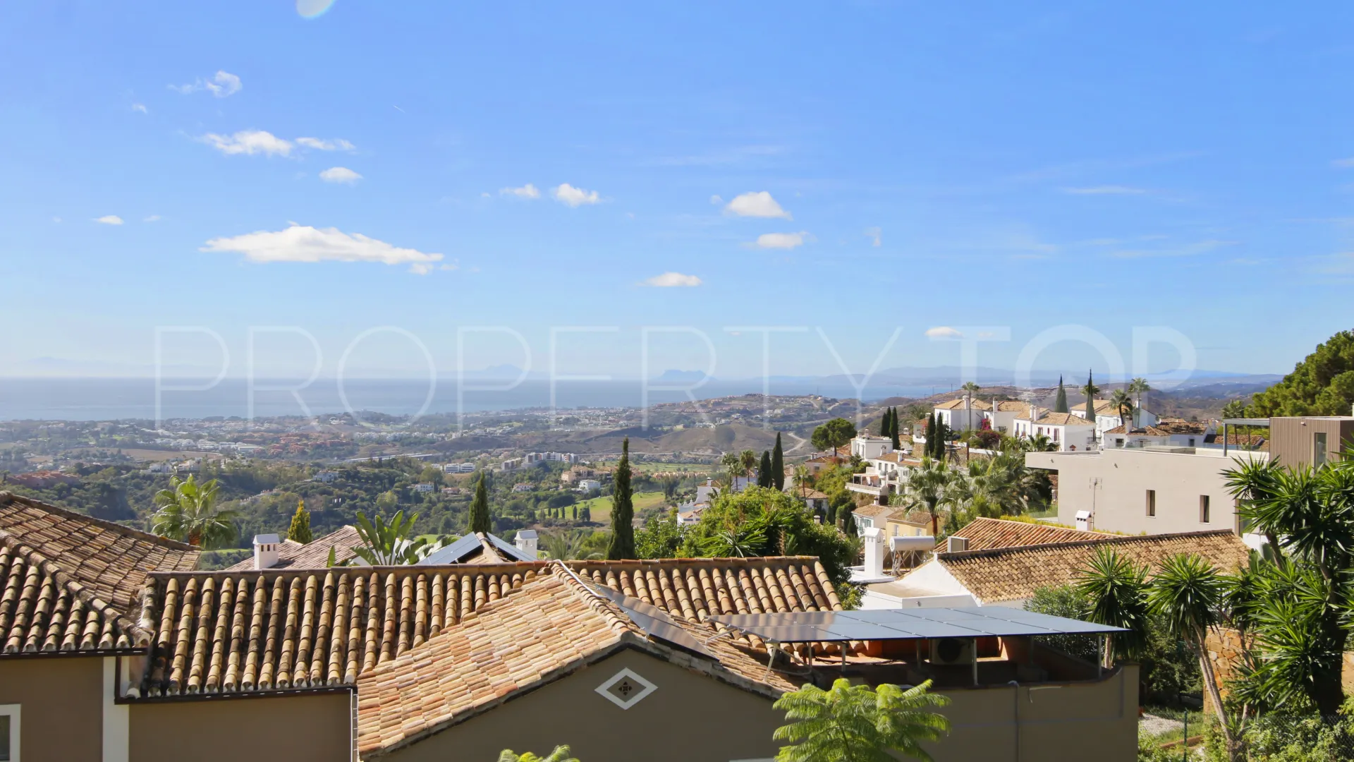 For sale villa in El Madroñal with 6 bedrooms