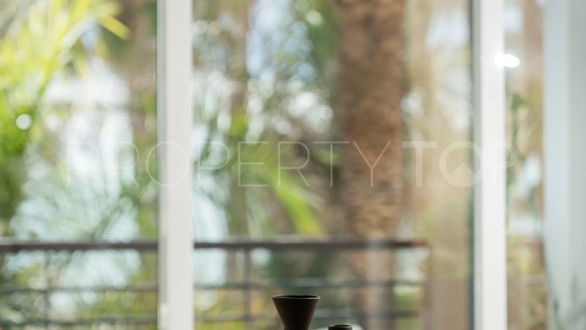 Se vende apartamento en Estepona Ciudad de 3 dormitorios