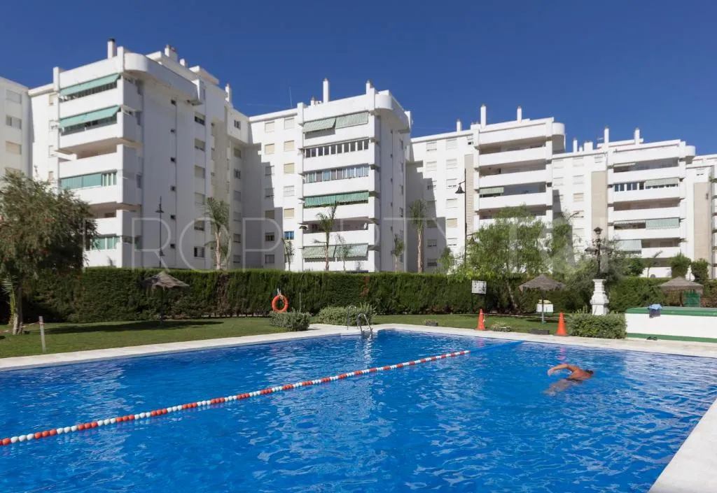 For sale Fuengirola 4 bedrooms apartment