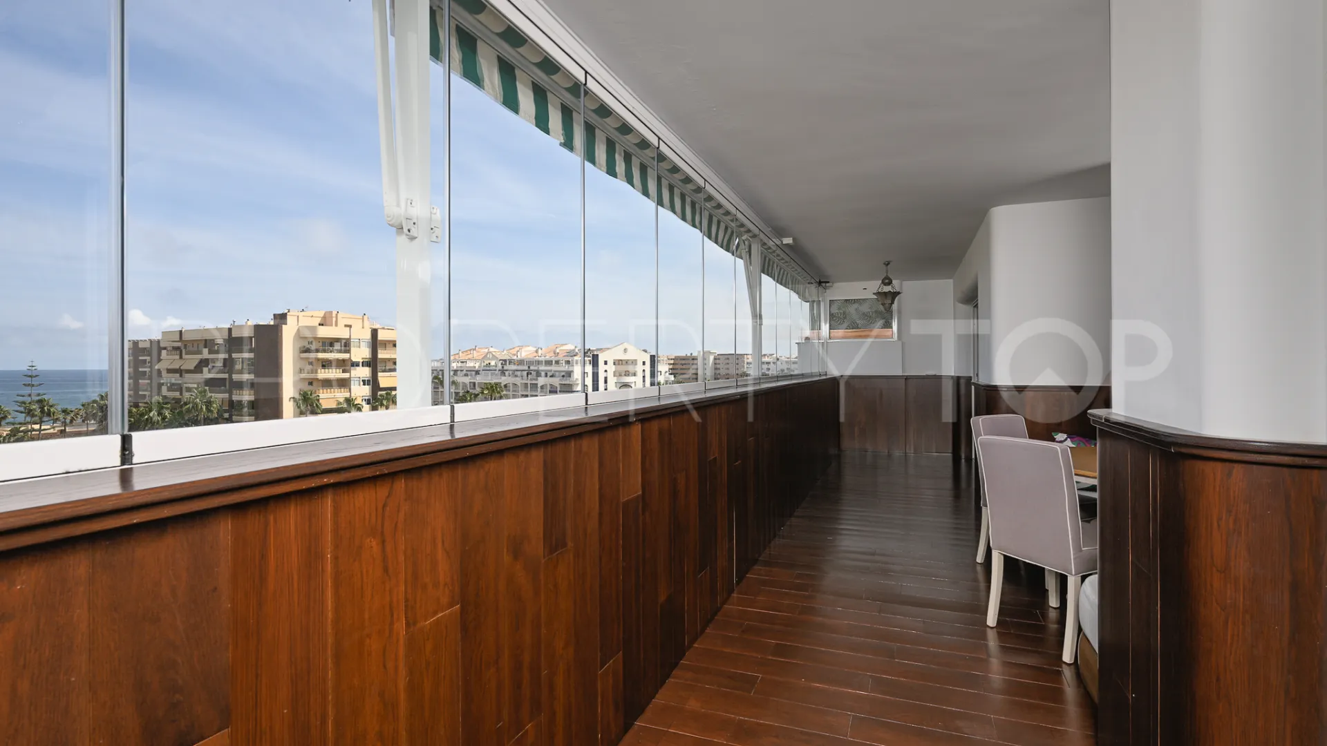 For sale Fuengirola 4 bedrooms apartment
