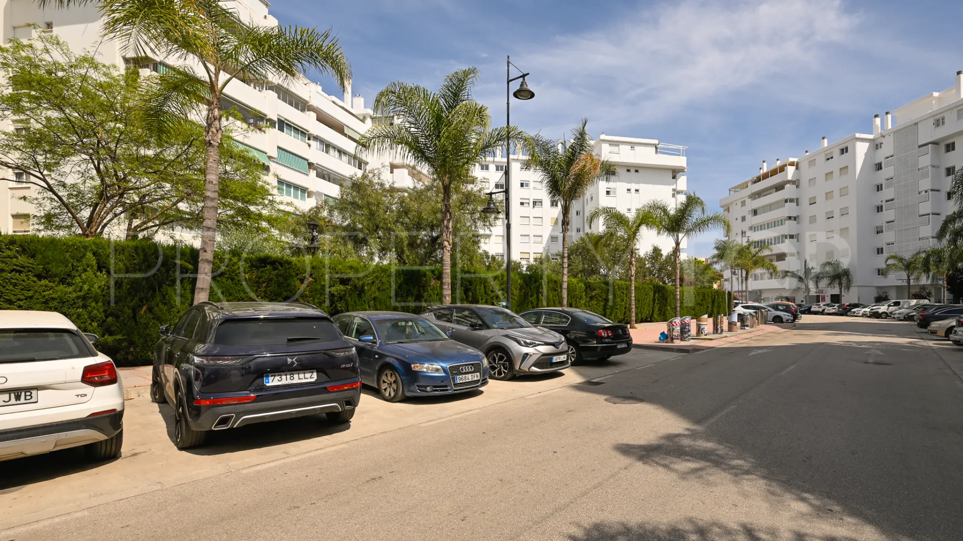 For sale Fuengirola 4 bedrooms apartment