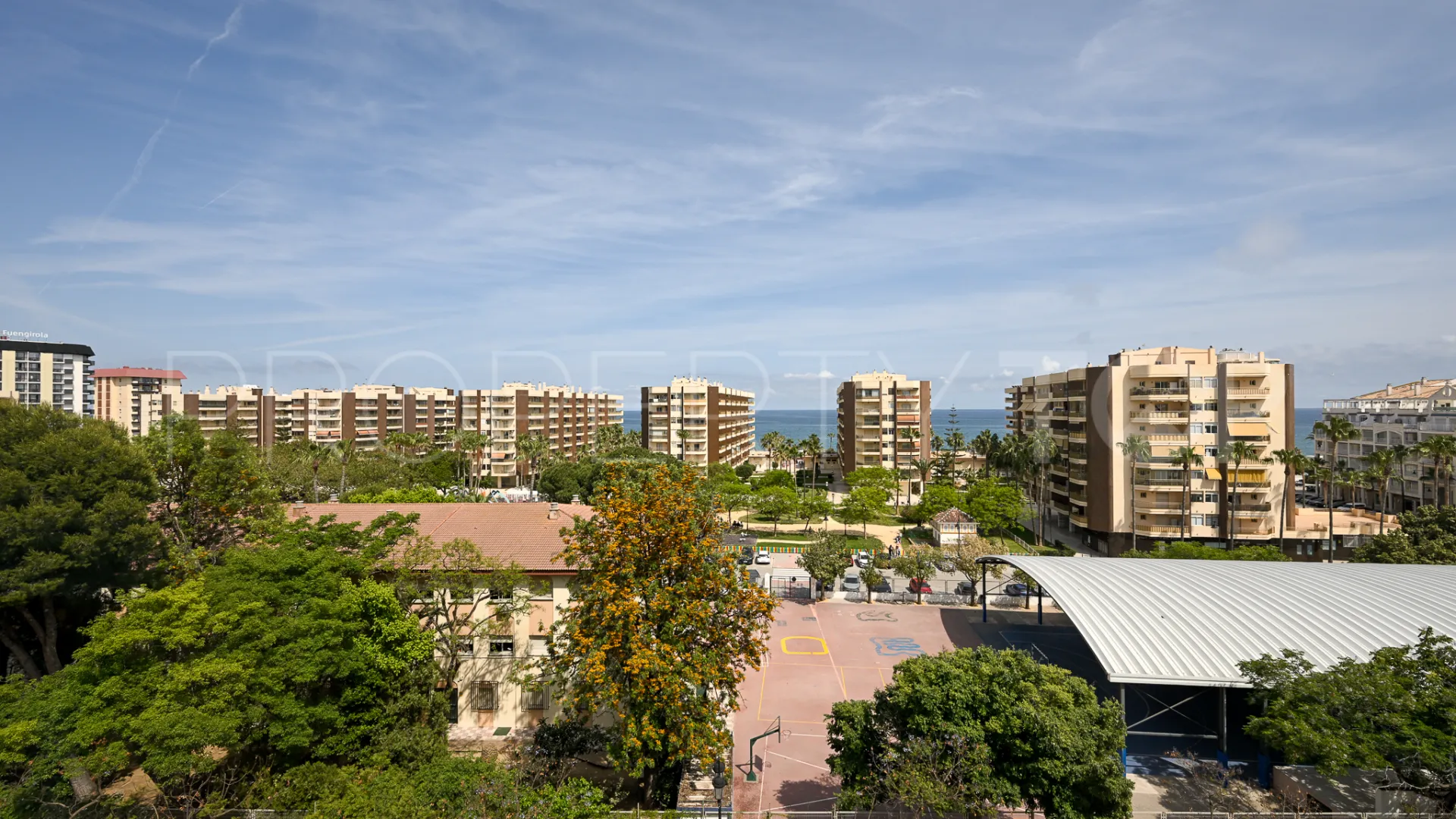 For sale Fuengirola 4 bedrooms apartment