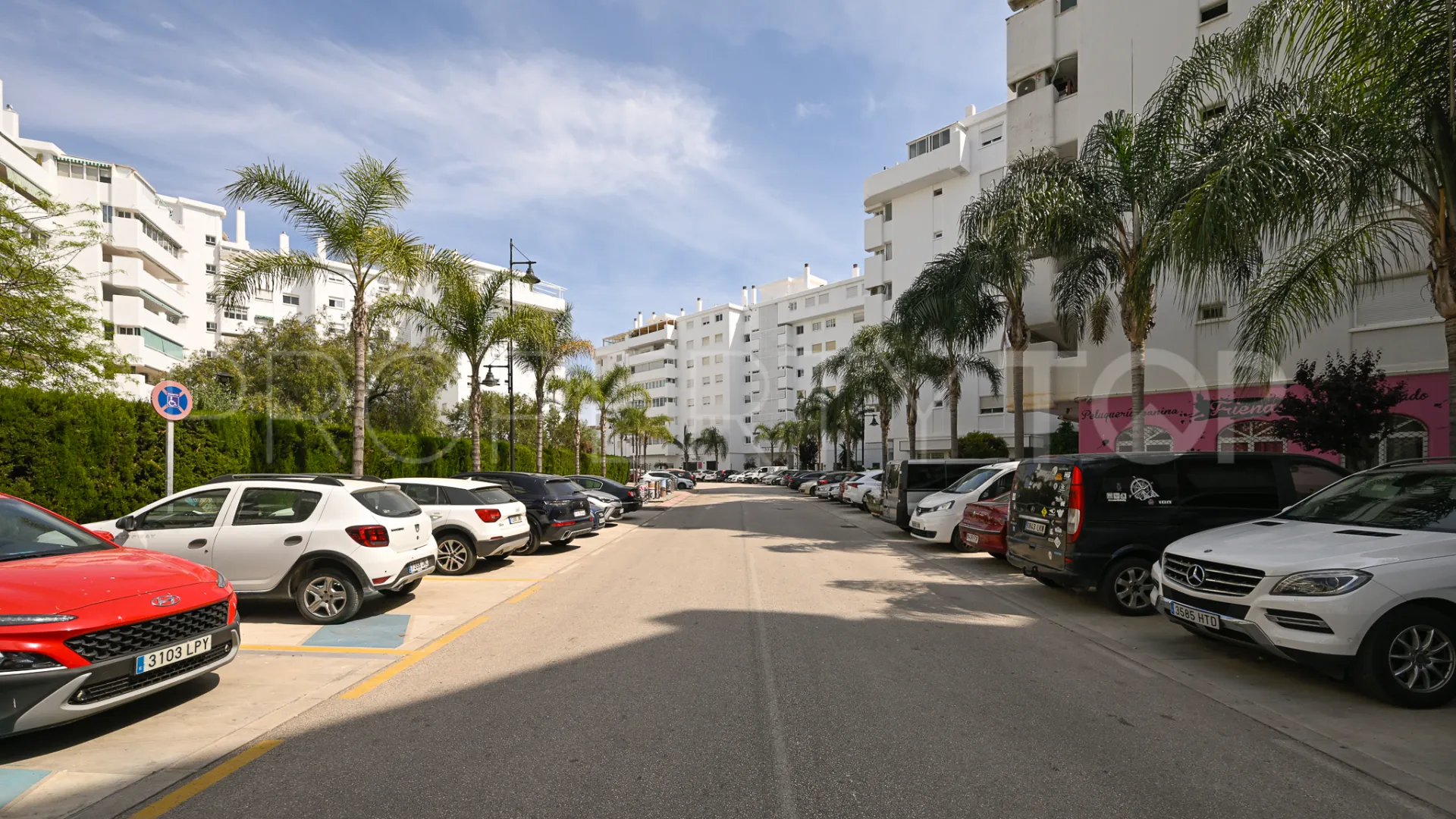 For sale Fuengirola 4 bedrooms apartment