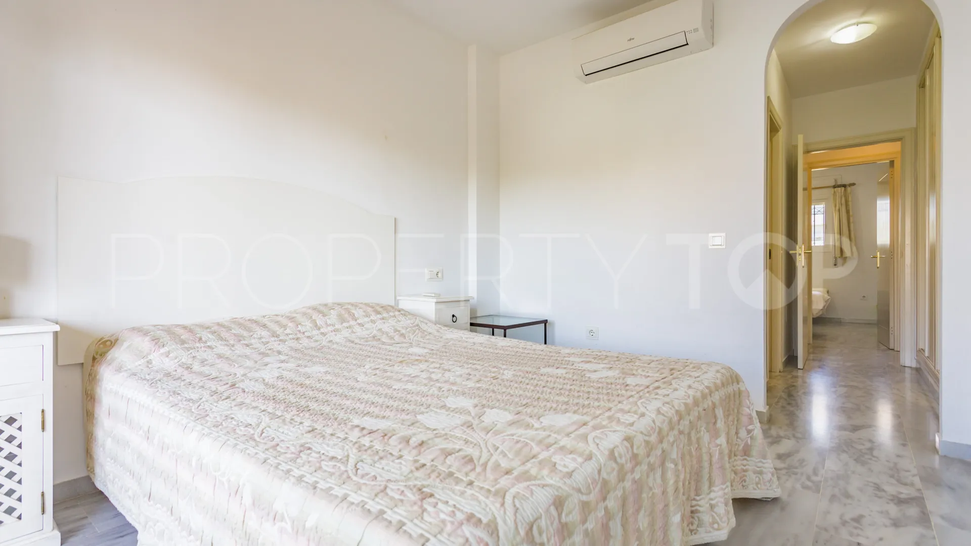 2 bedrooms Calahonda apartment for sale