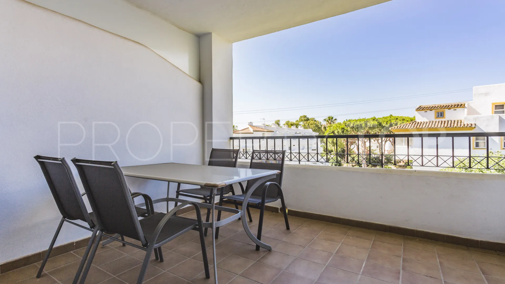 2 bedrooms Calahonda apartment for sale