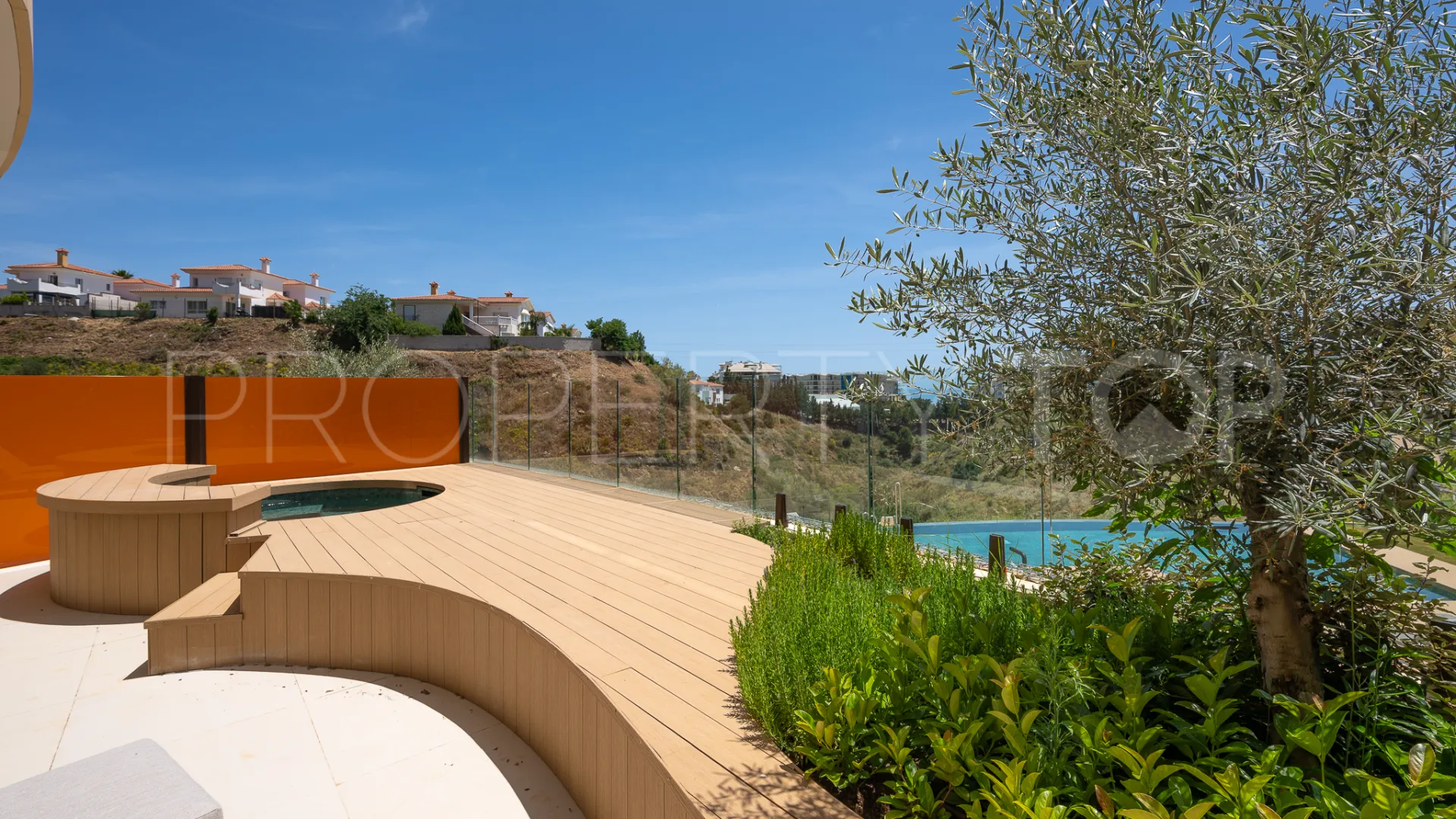 2 bedrooms ground floor apartment for sale in El Higueron