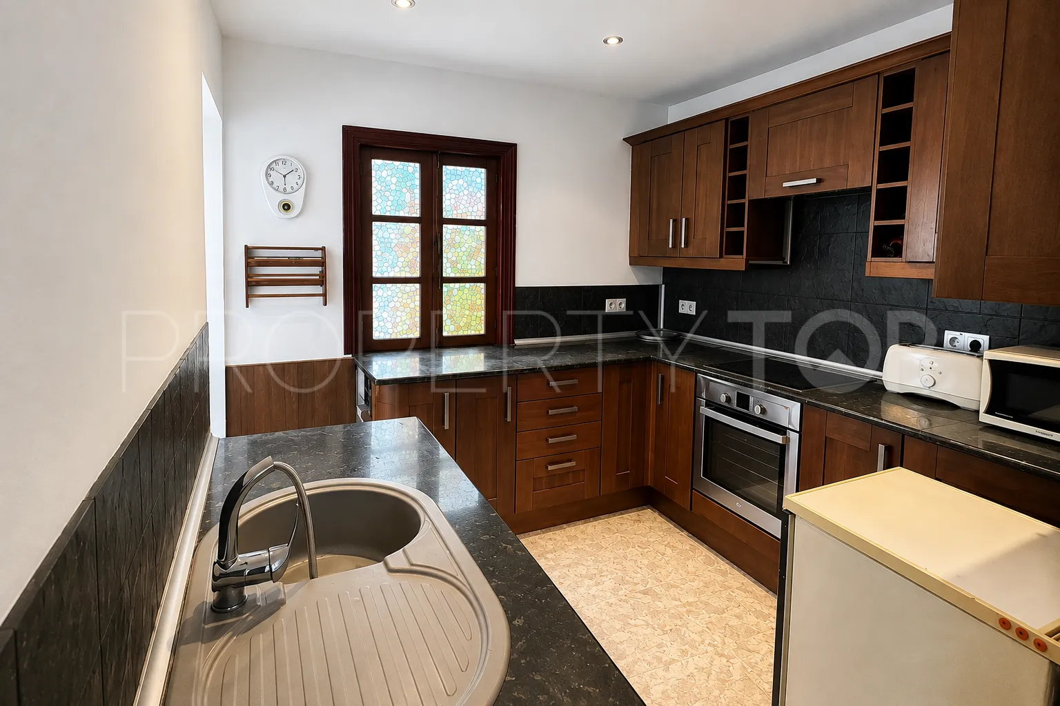 Estepona Puerto, apartamento a la venta