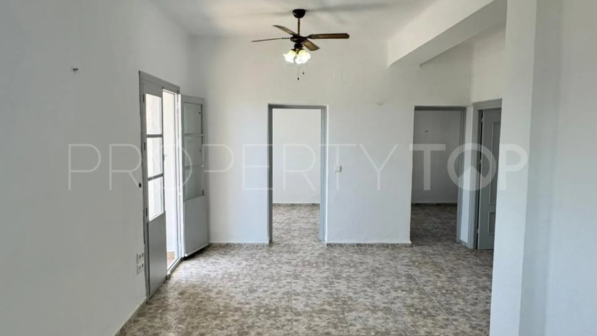 Estepona Puerto, apartamento a la venta
