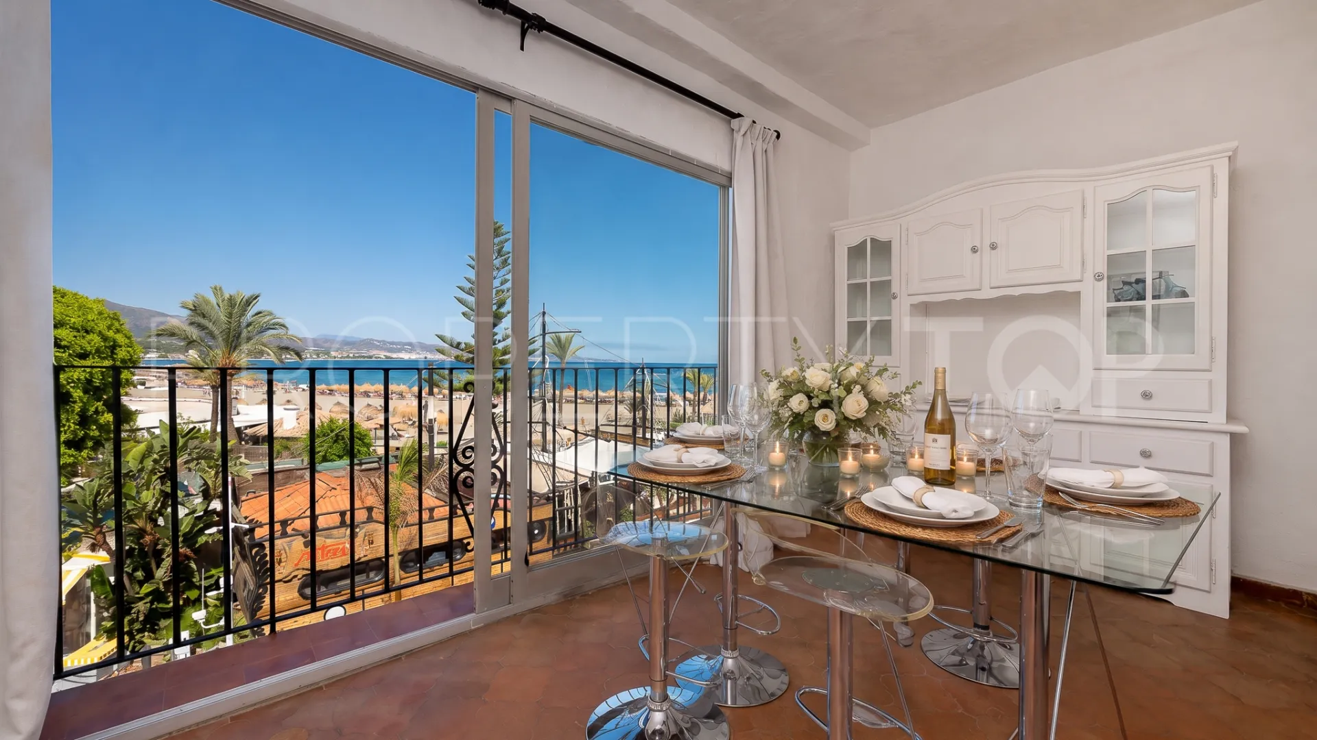 Apartamento con 1 dormitorio en venta en Marbella - Puerto Banus