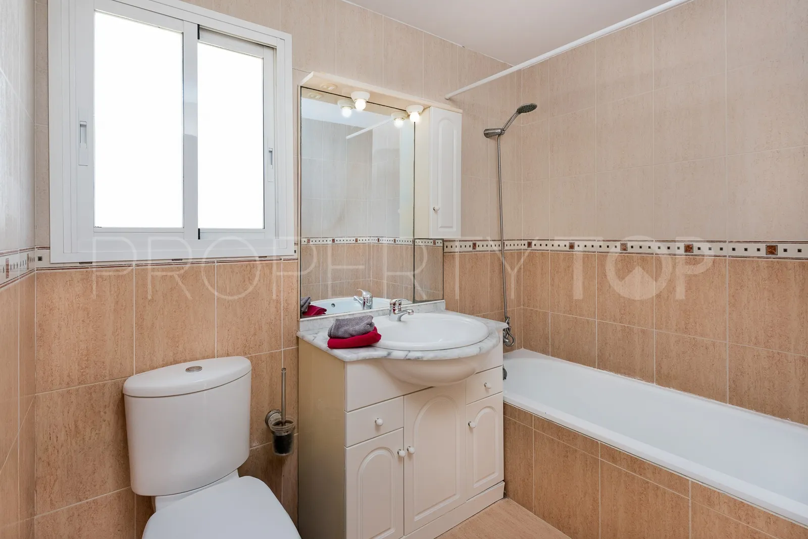 Comprar apartamento en Calahonda