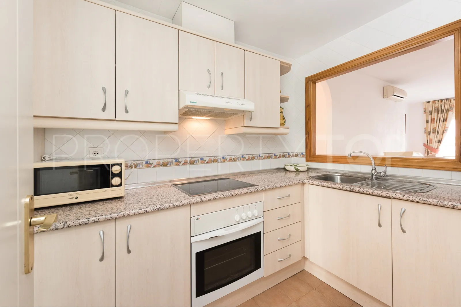 Comprar apartamento en Calahonda