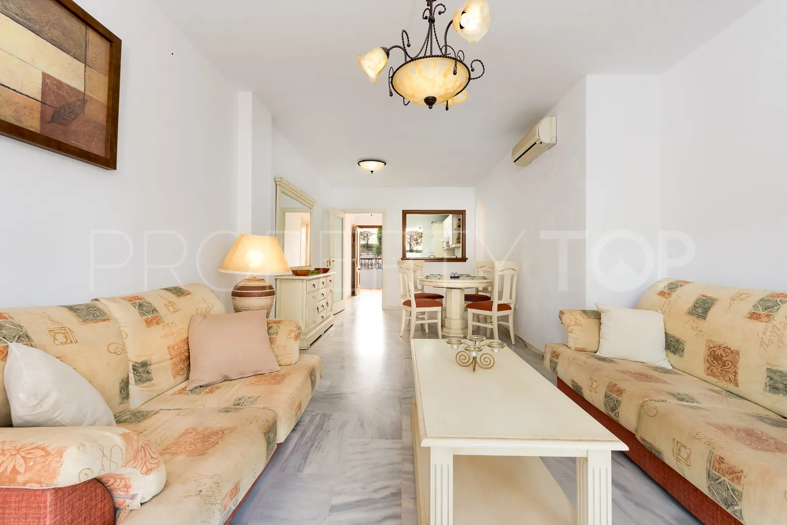 Comprar apartamento en Calahonda
