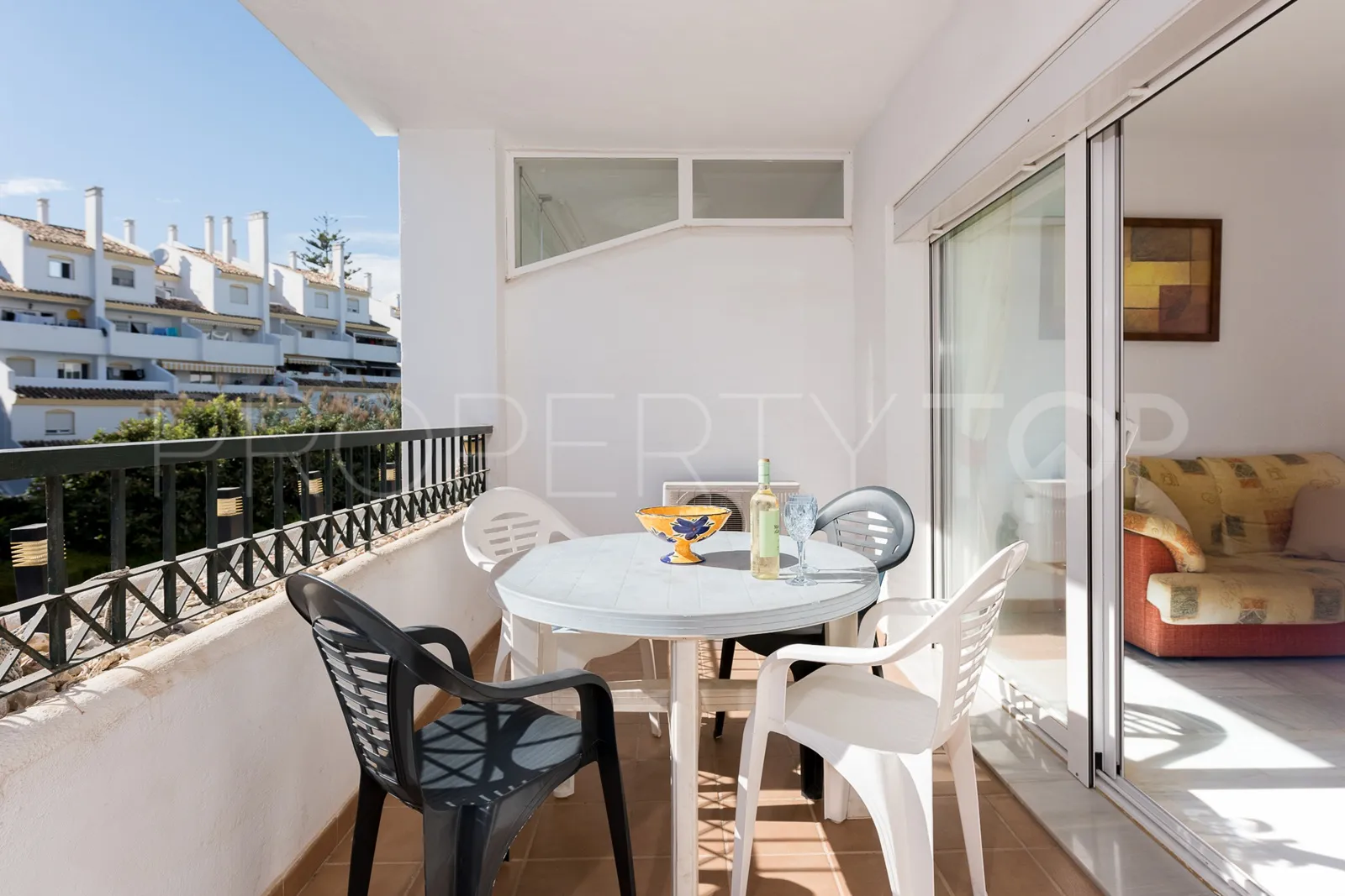 Comprar apartamento en Calahonda