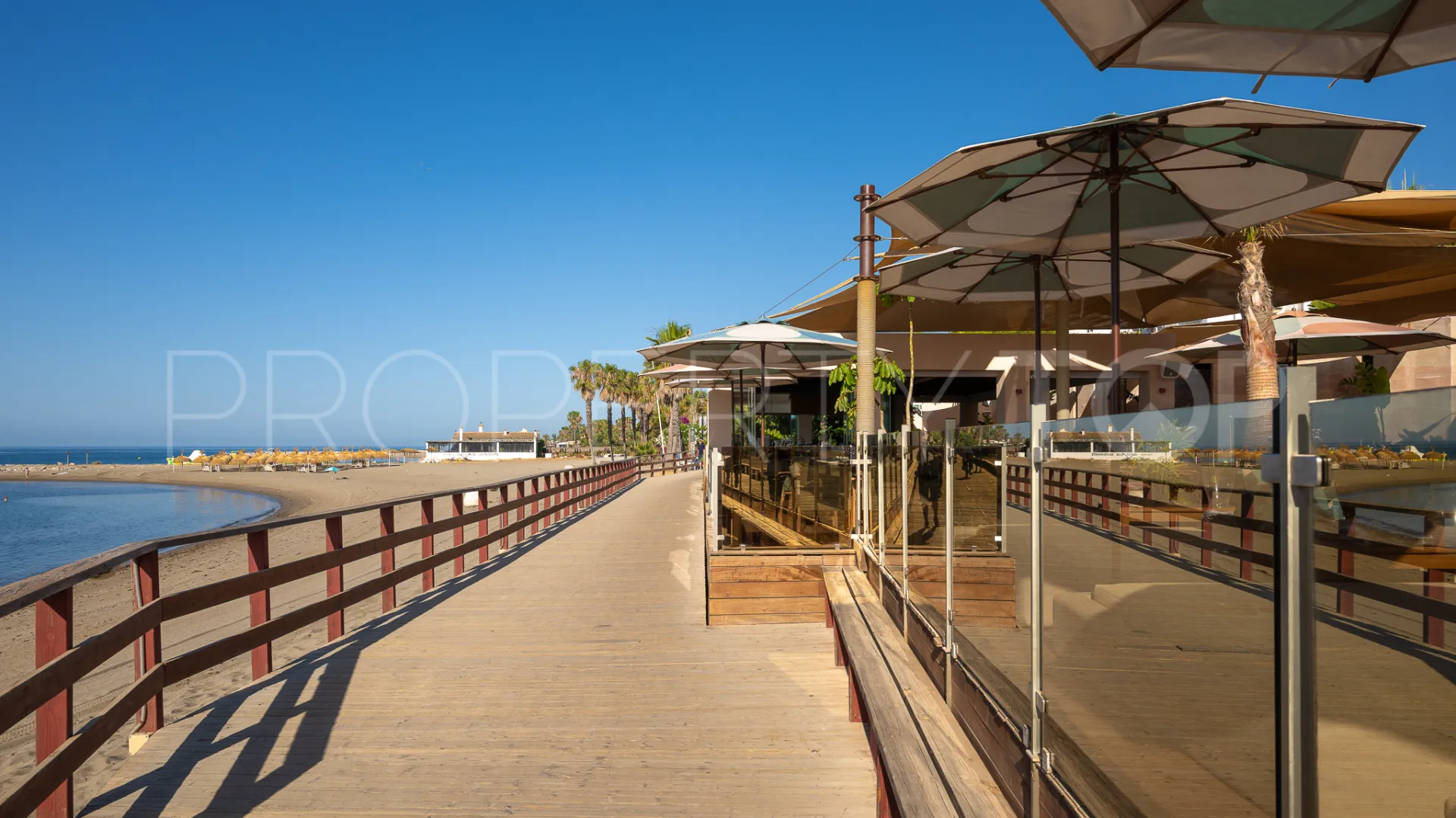 Playas del Duque, apartamento de 2 dormitorios en venta