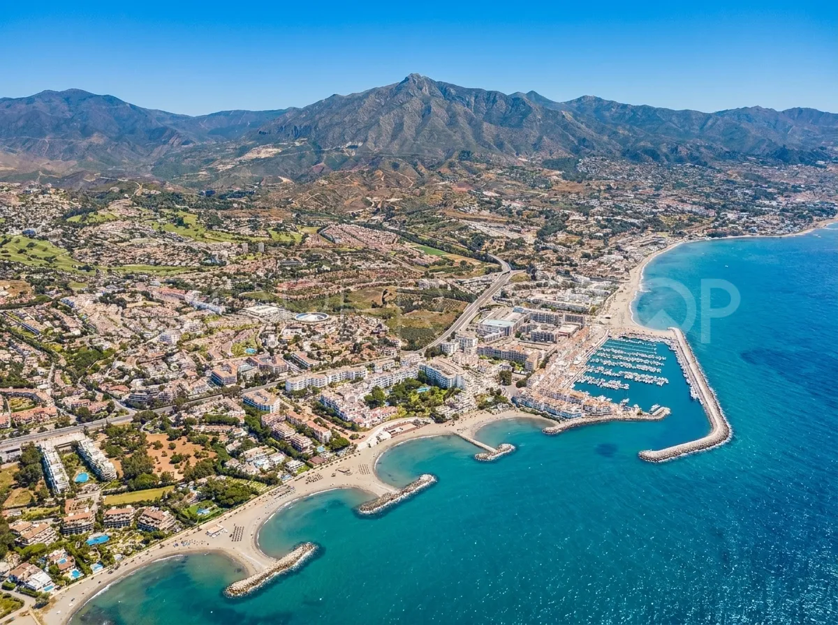 Playas del Duque, apartamento de 2 dormitorios en venta