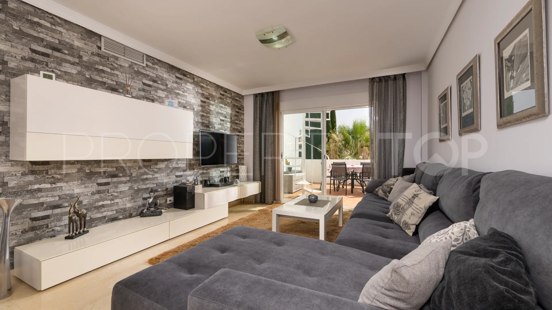 Atico duplex en venta con 2 dormitorios en El Pilar
