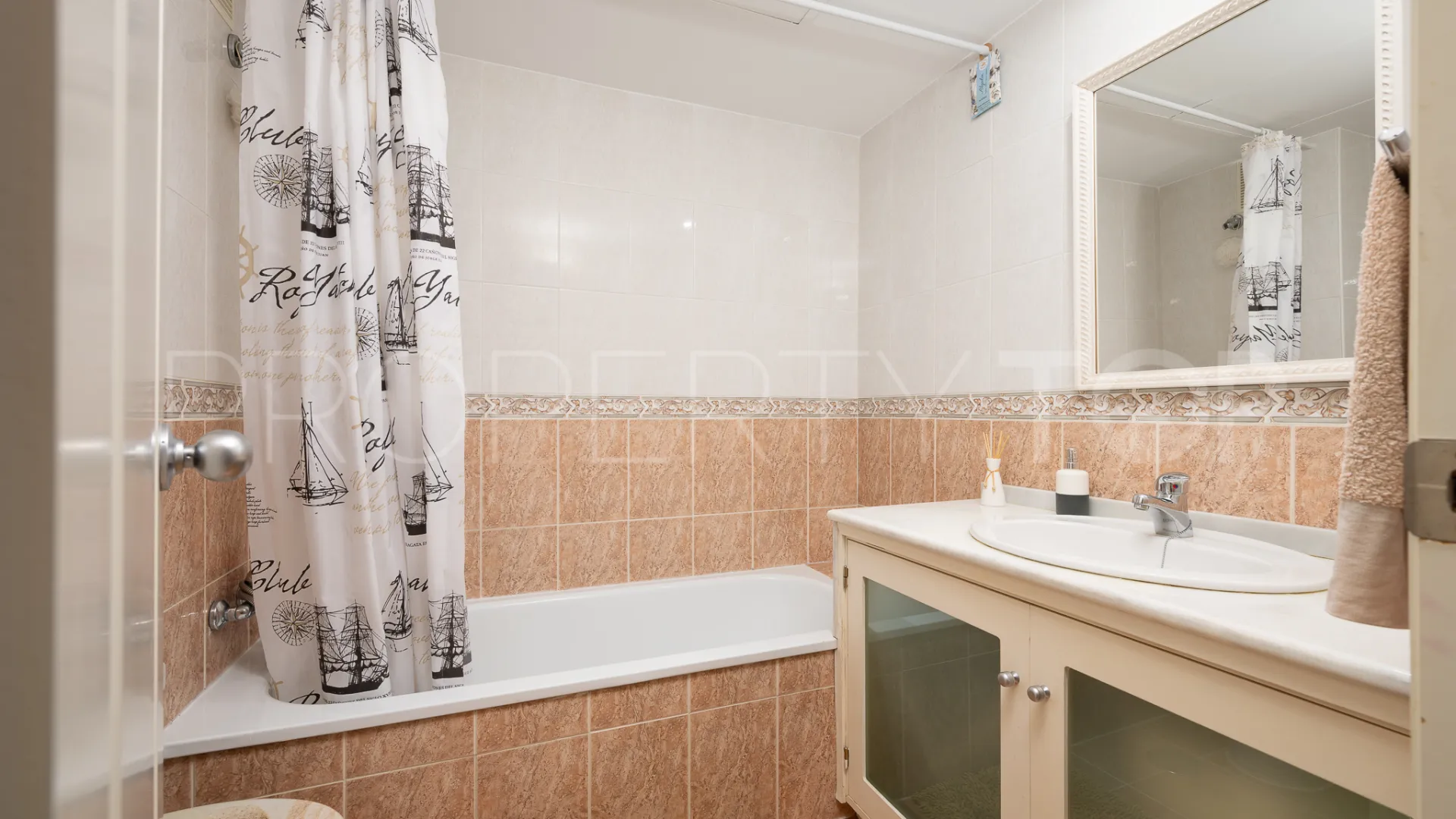 Atico duplex en venta con 2 dormitorios en El Pilar