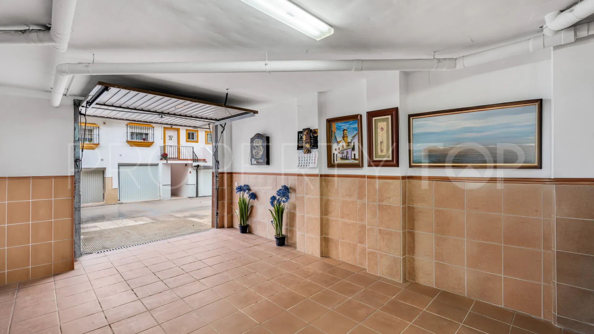 Pareado en venta con 7 dormitorios en Estepona Ciudad