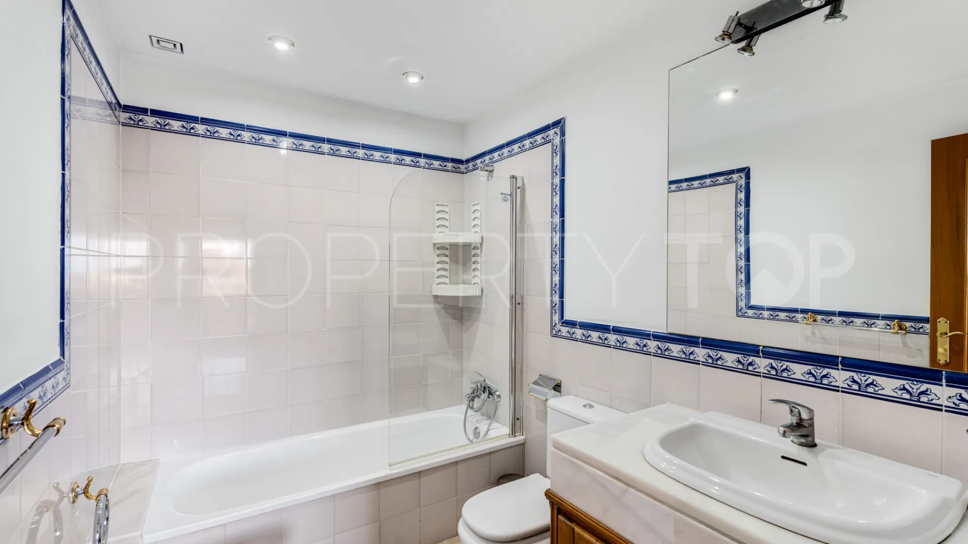 Penthouse in San Pedro de Alcantara for sale