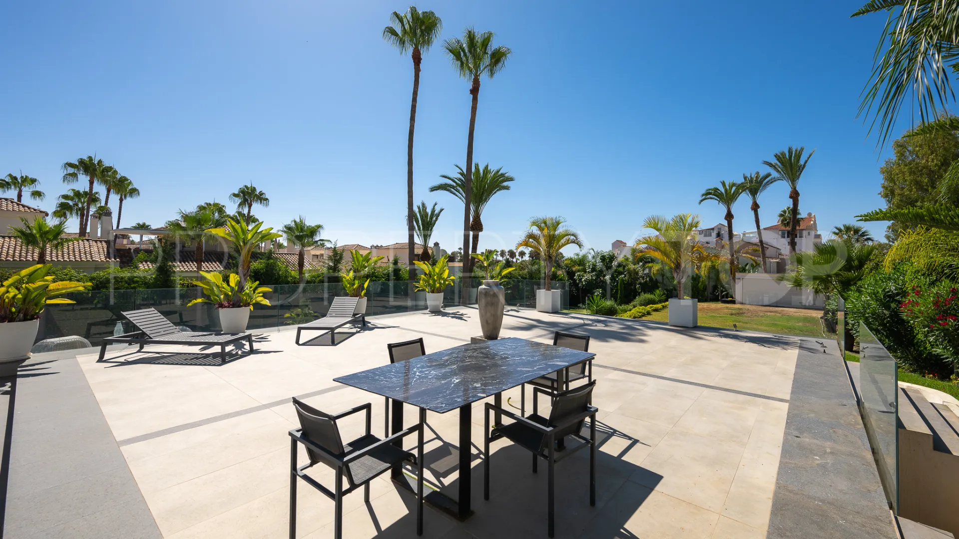 For sale villa in Atalaya