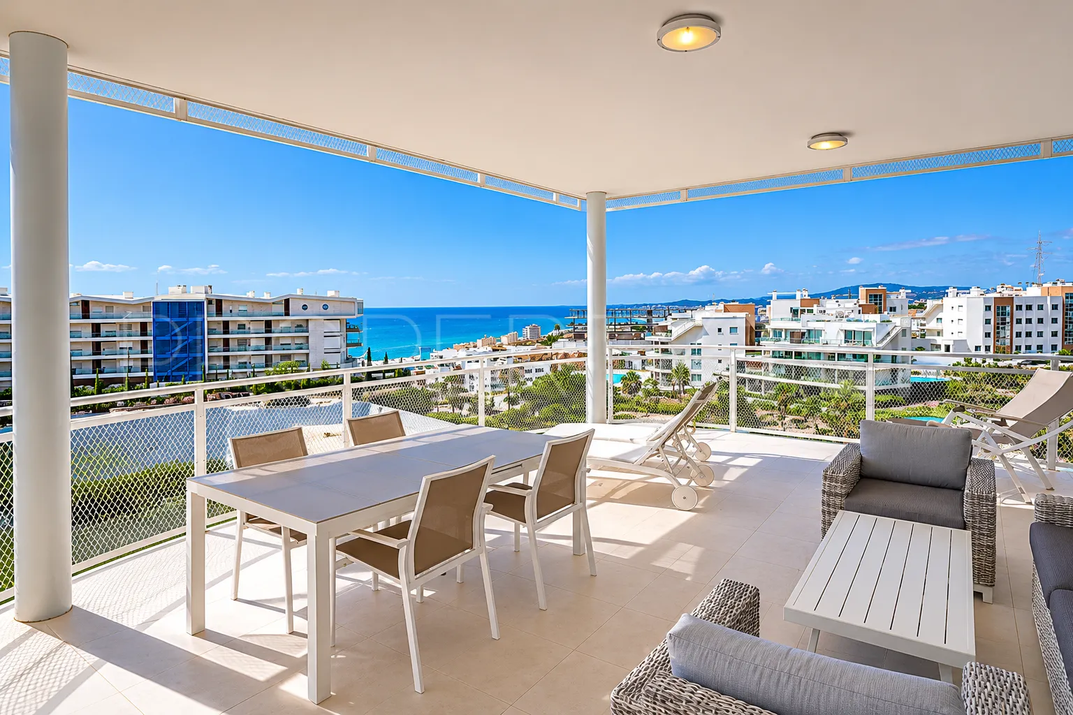 Se vende apartamento en El Higueron