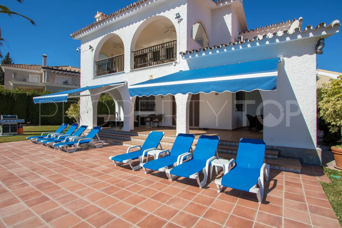 Villa for sale in Atalaya with 5 bedrooms