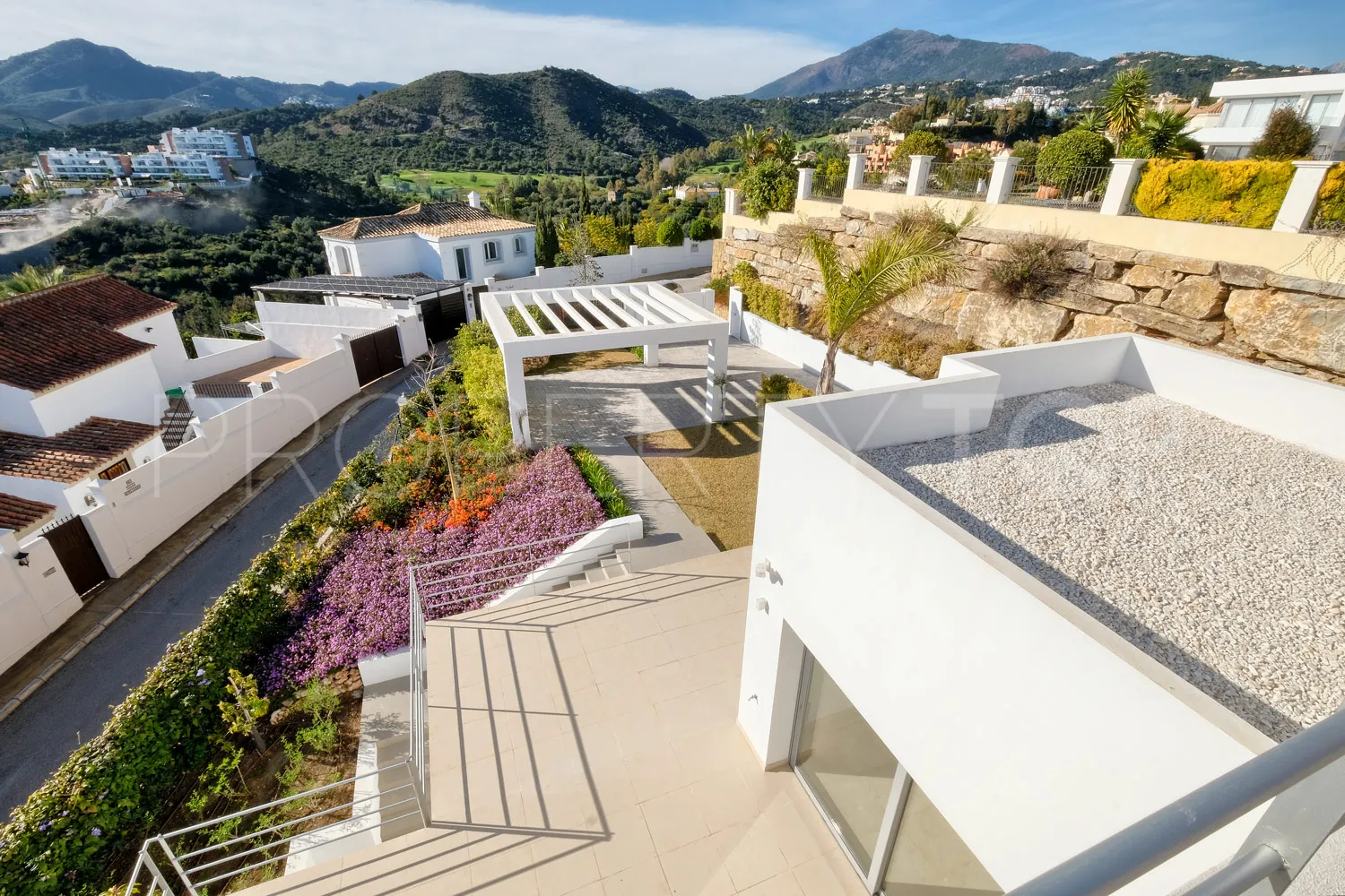 Villa for sale in Puerto del Capitan with 4 bedrooms