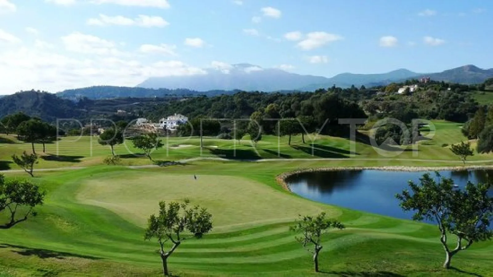 Villa for sale in Marbella Club Golf Resort with 5 bedrooms