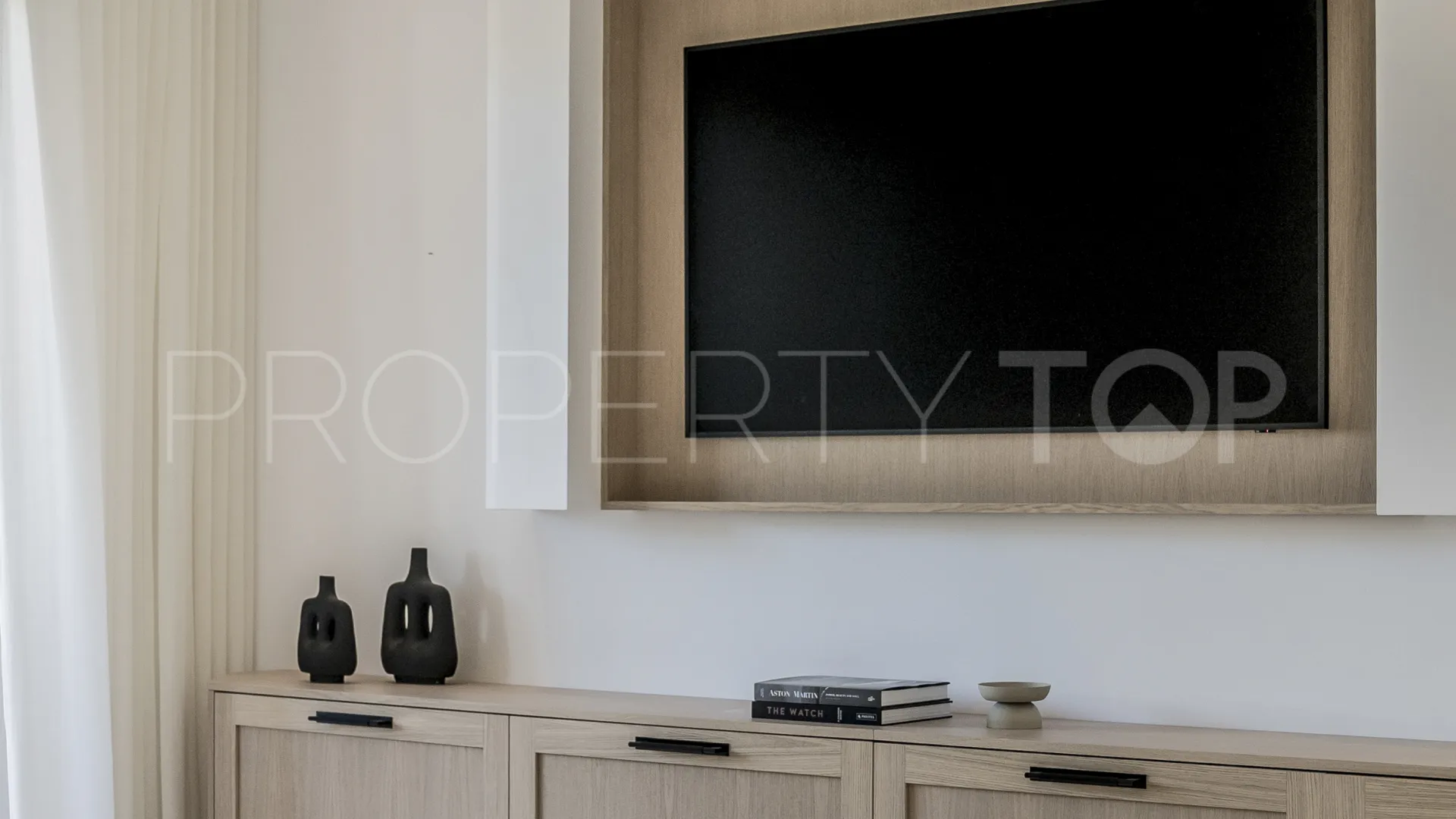 Apartamento planta baja a la venta de 3 dormitorios en Altos Reales
