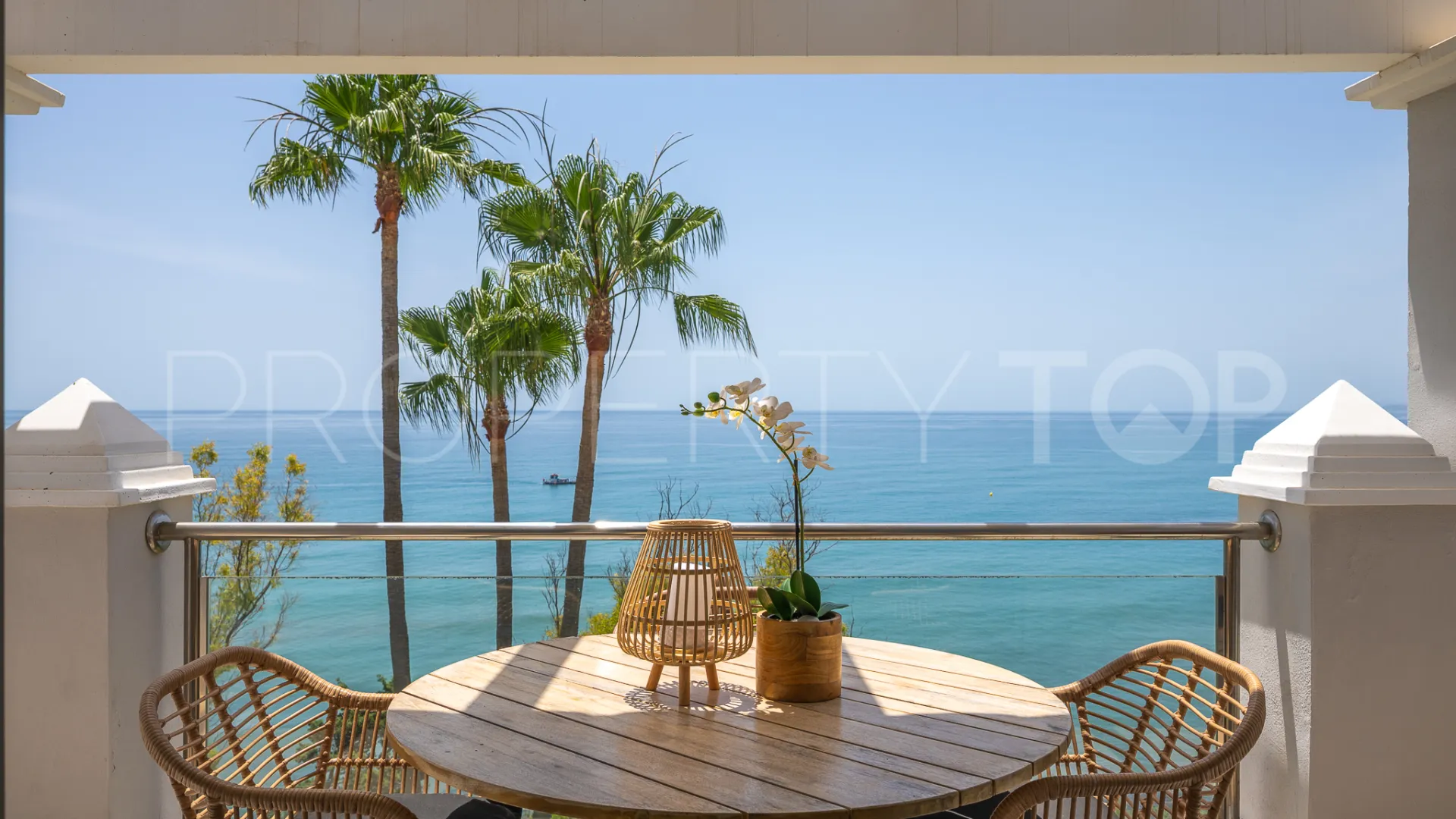 Penthouse for sale in Estepona Town