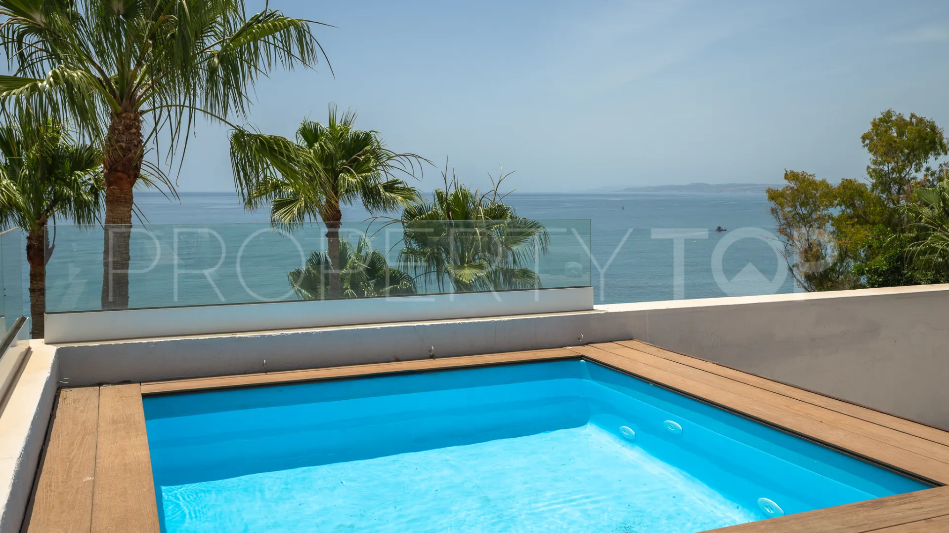 Penthouse for sale in Estepona Town
