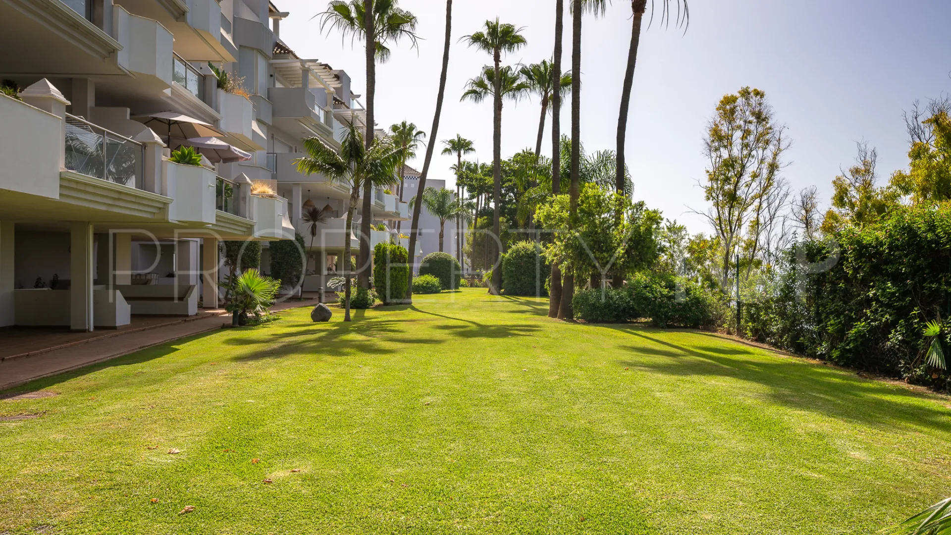 Penthouse for sale in Estepona Town
