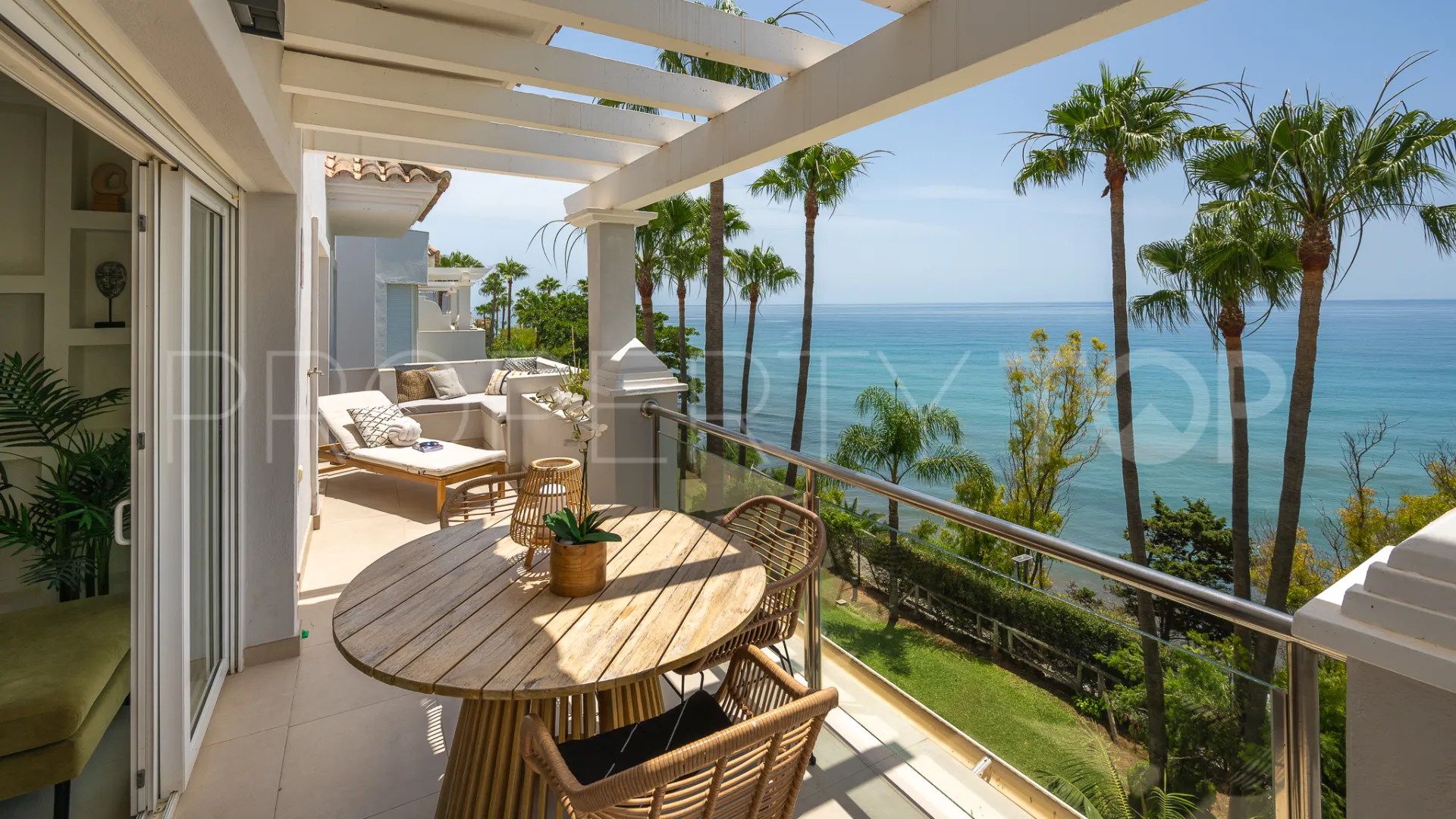 Penthouse for sale in Estepona Town