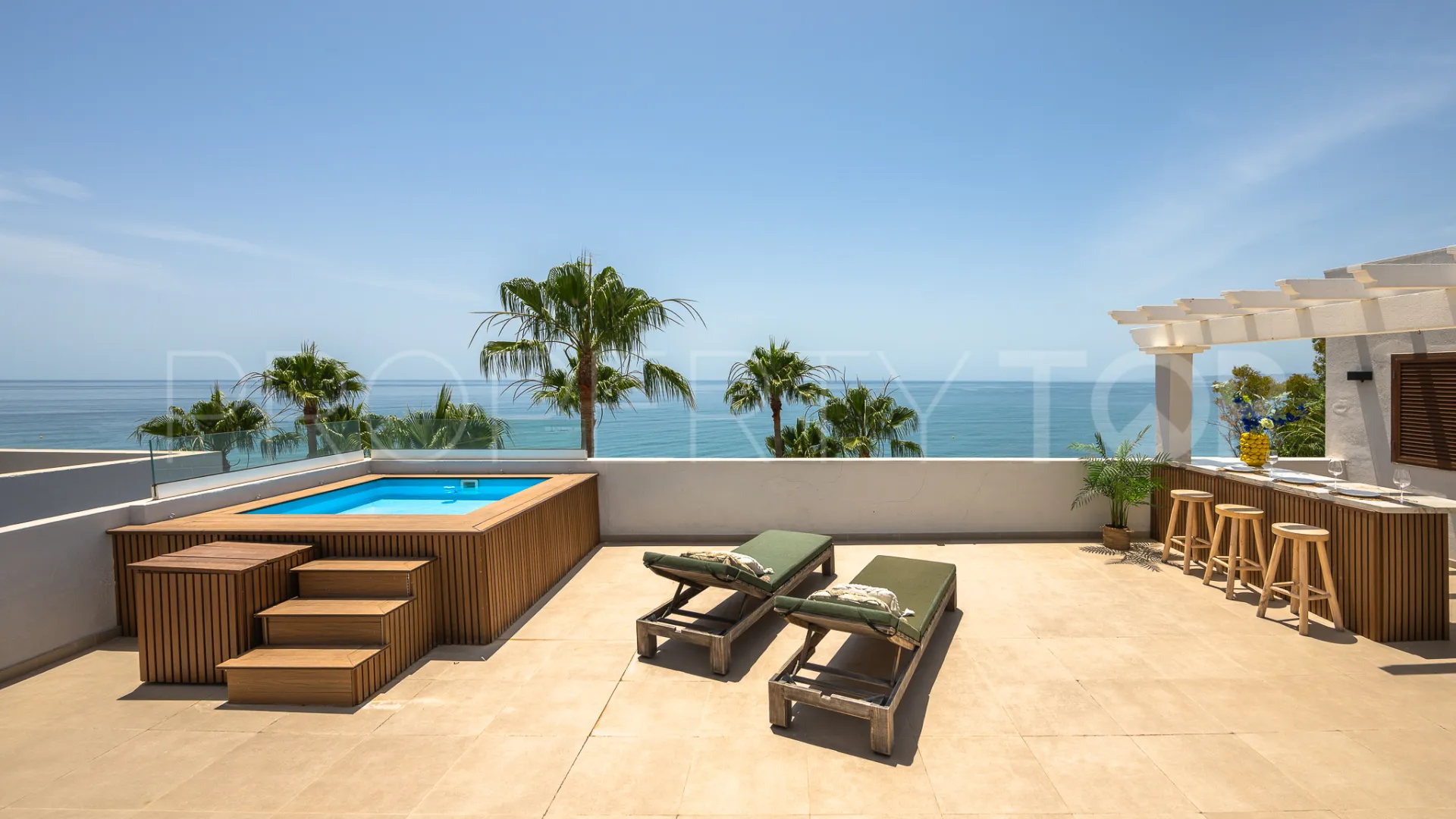 Penthouse for sale in Estepona Town