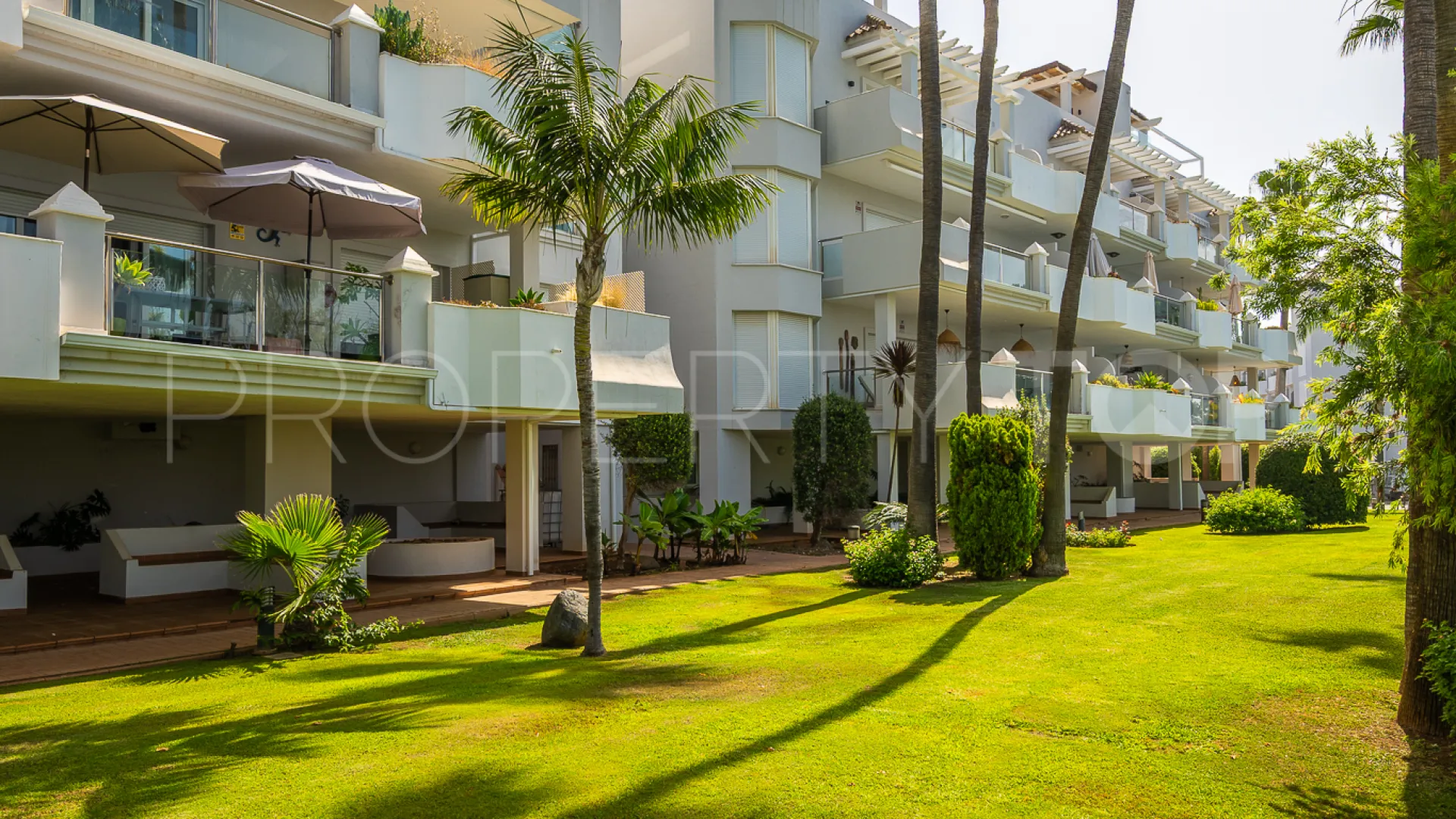 Penthouse for sale in Estepona Town