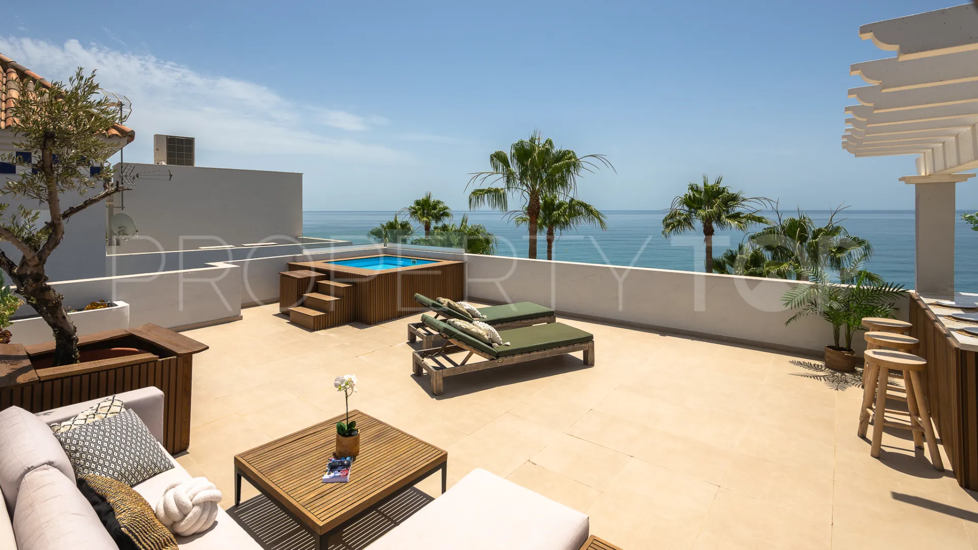 Penthouse for sale in Estepona Town